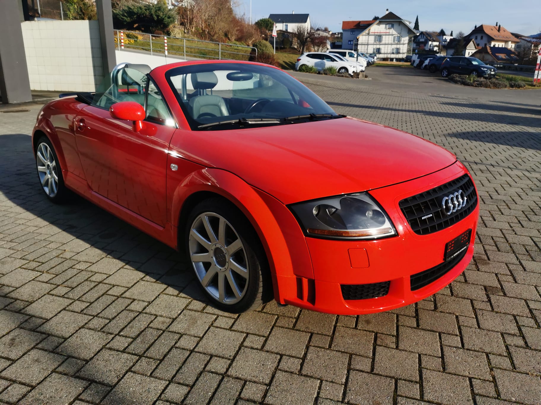AUDI TT Roadster 3.2 quattro-image-4