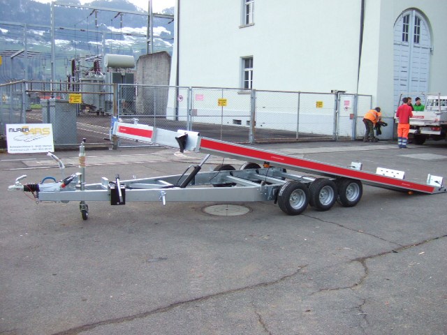 TEMARED Carkeeper 4820/3 3500Kg mittig Riffelblech-image-5