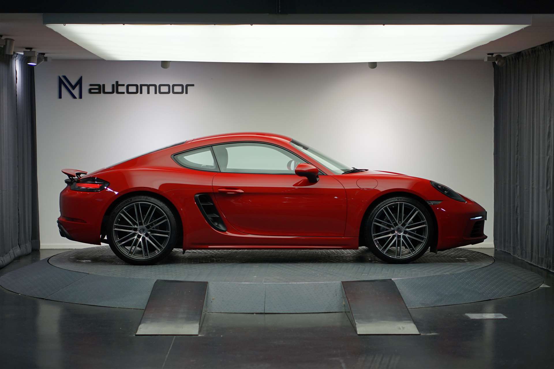 PORSCHE 718 Cayman 2.0 PDK *CH-Fahrzeug* *Indischrot* *Naturleder Espresso*-showroom-element-3