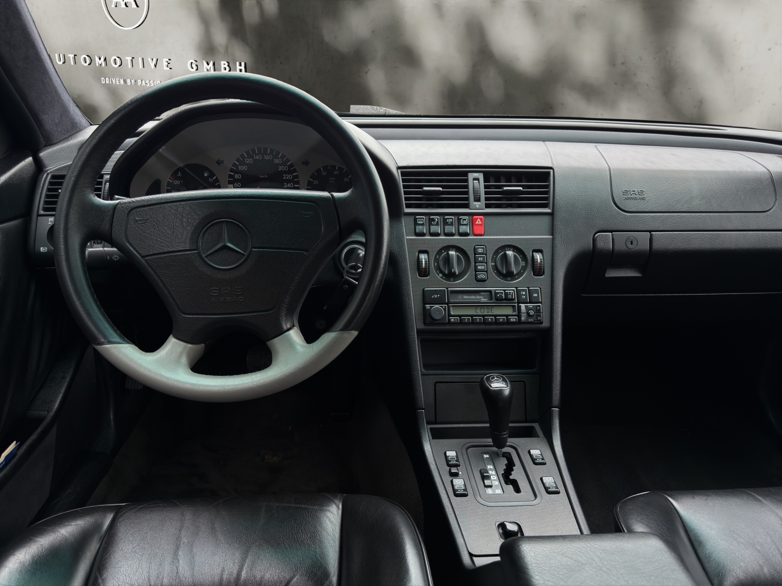 MERCEDES-BENZ C 36 AMG Sport Automatic-image-12