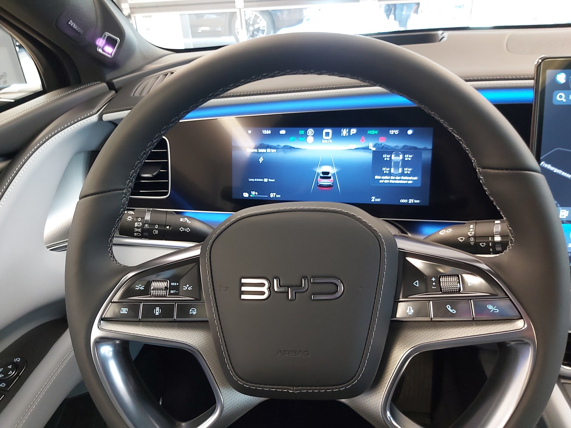 BYD Sealion 7 Excellence AWD-image-14
