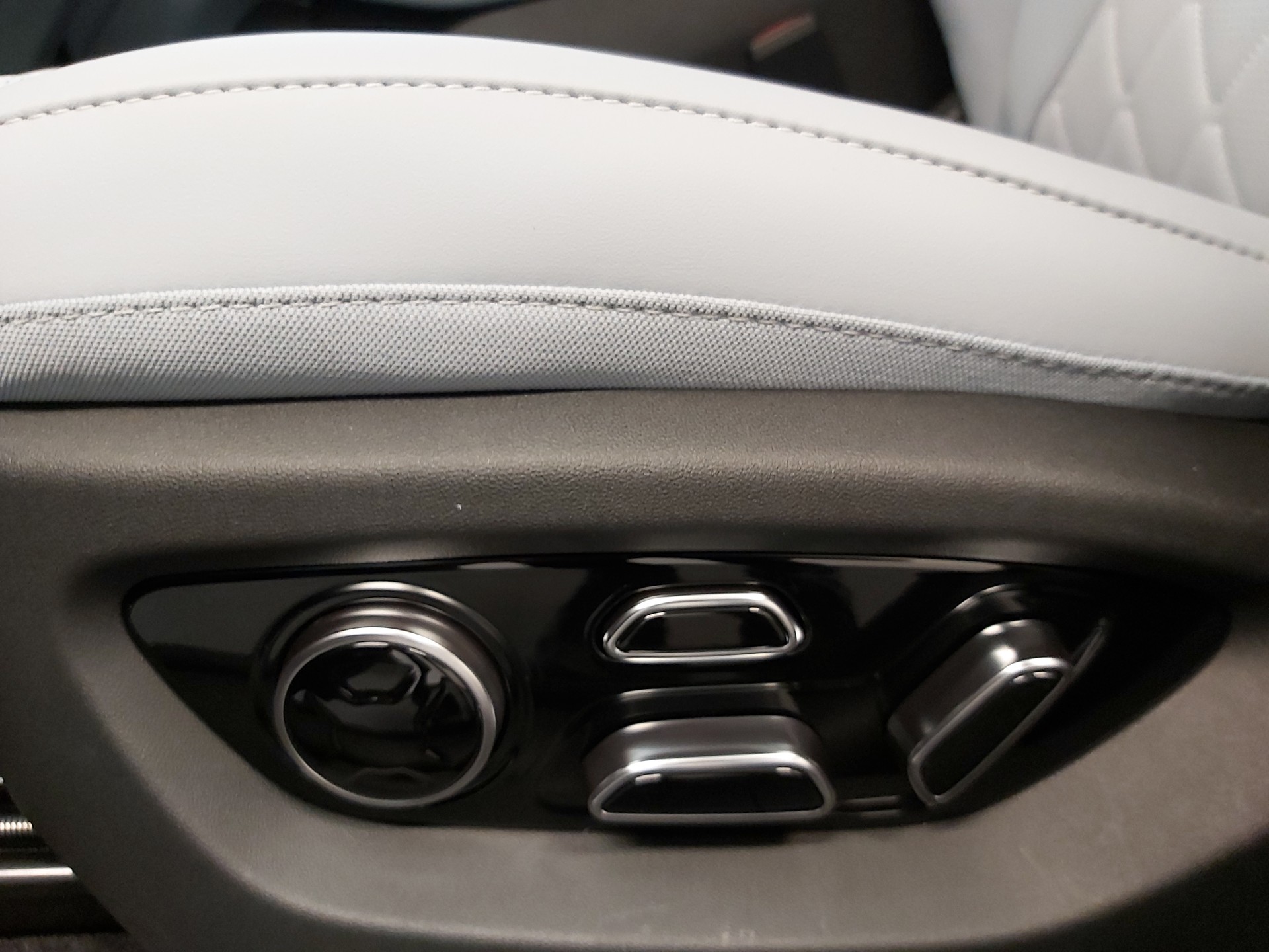 BYD Sealion 7 Excellence AWD-image-16