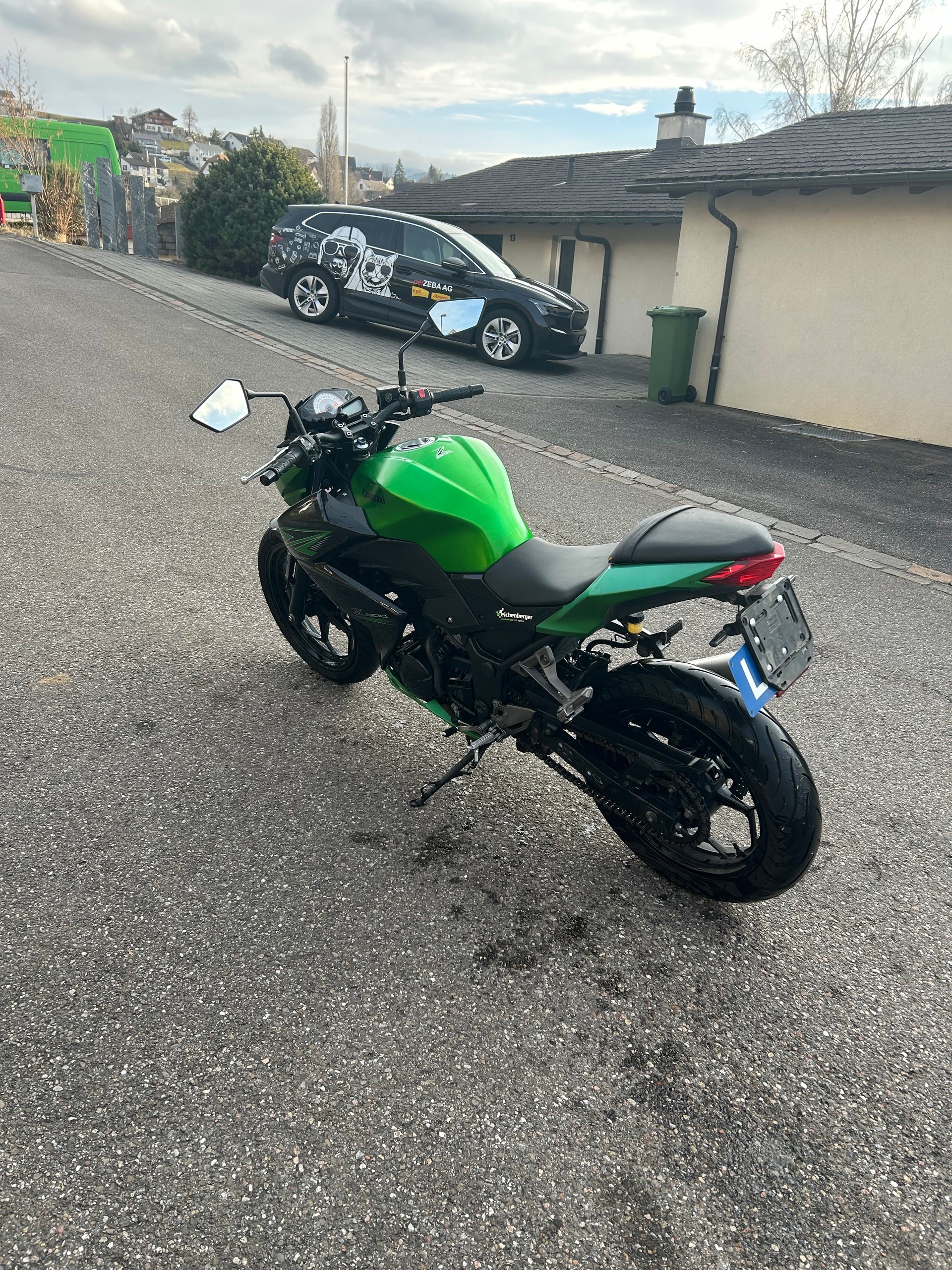 KAWASAKI Z 300-image-5