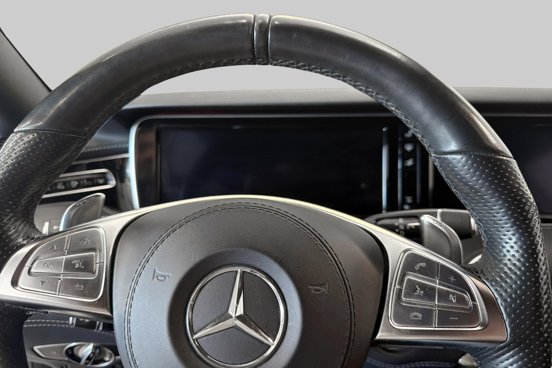 MERCEDES-BENZ S 400 Coupé 4Matic 7G-Tronic-image-9