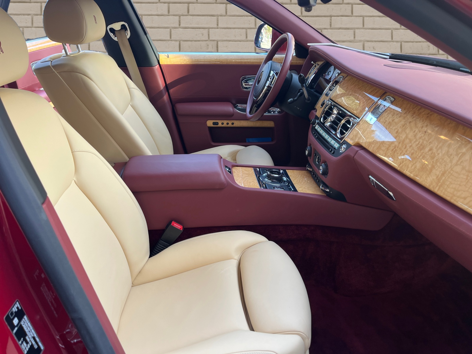 ROLLS-ROYCE Ghost 6.6 V12-image-10