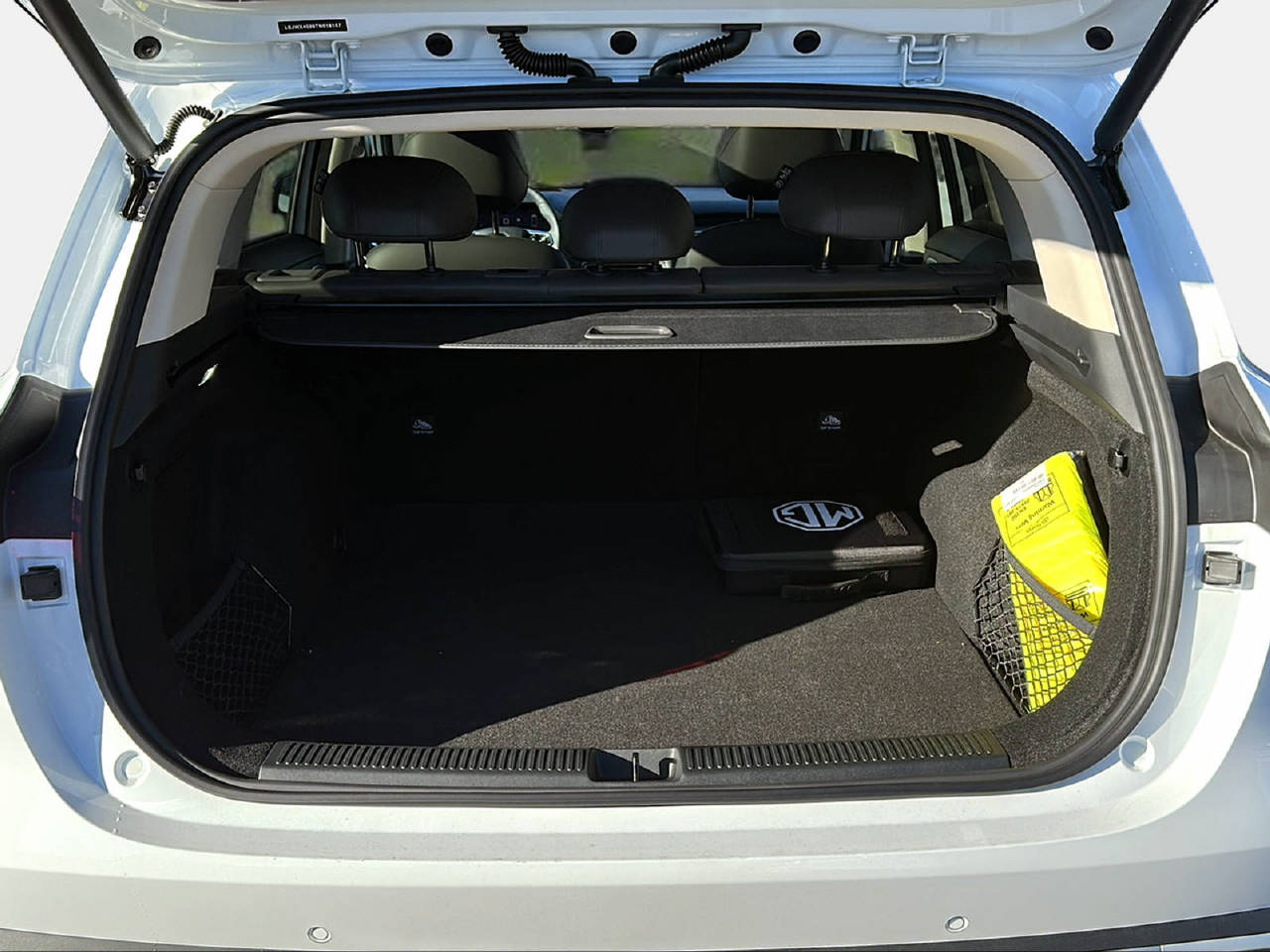 MG S6 EV 77 kWh Luxury 4WD-image-13