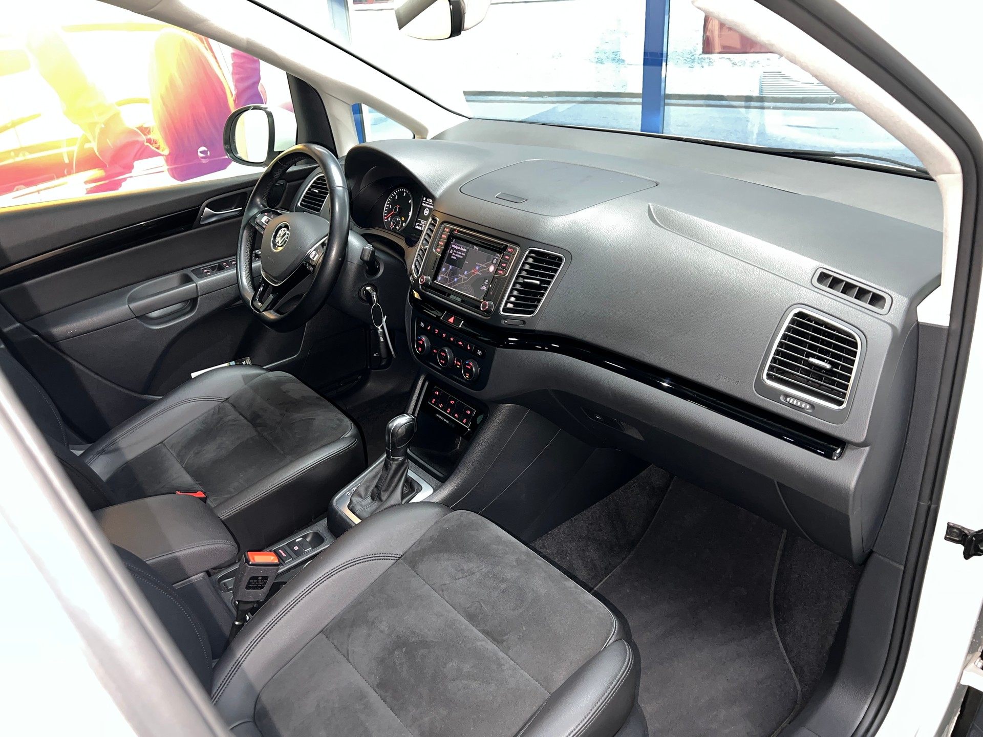 VW Sharan 2.0 TDI BMT Highline 4Motion DSG / AHK 2400KG-image-9