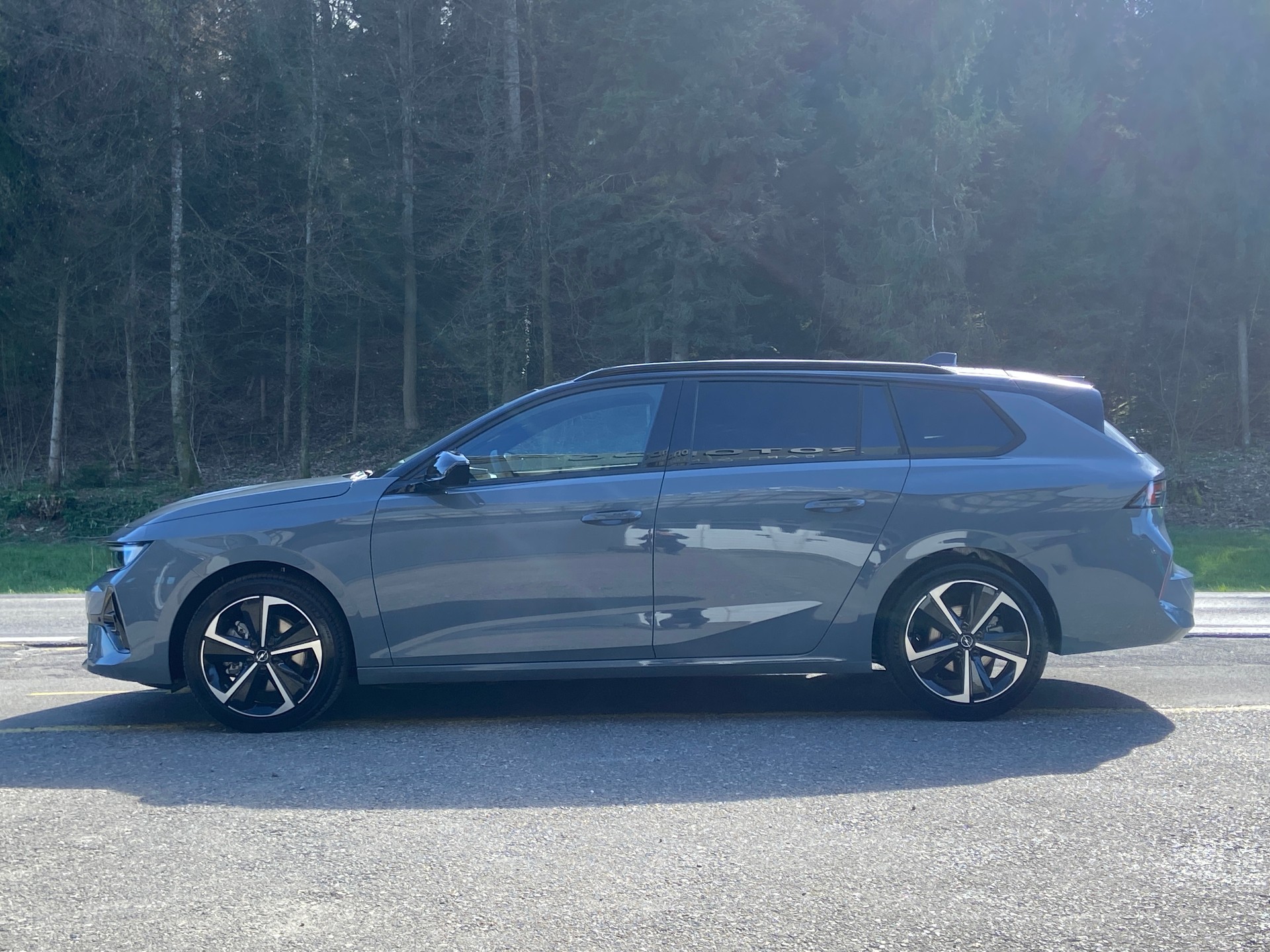 OPEL Astra Sports Tourer 1.2i Turbo GS Automat-image-16