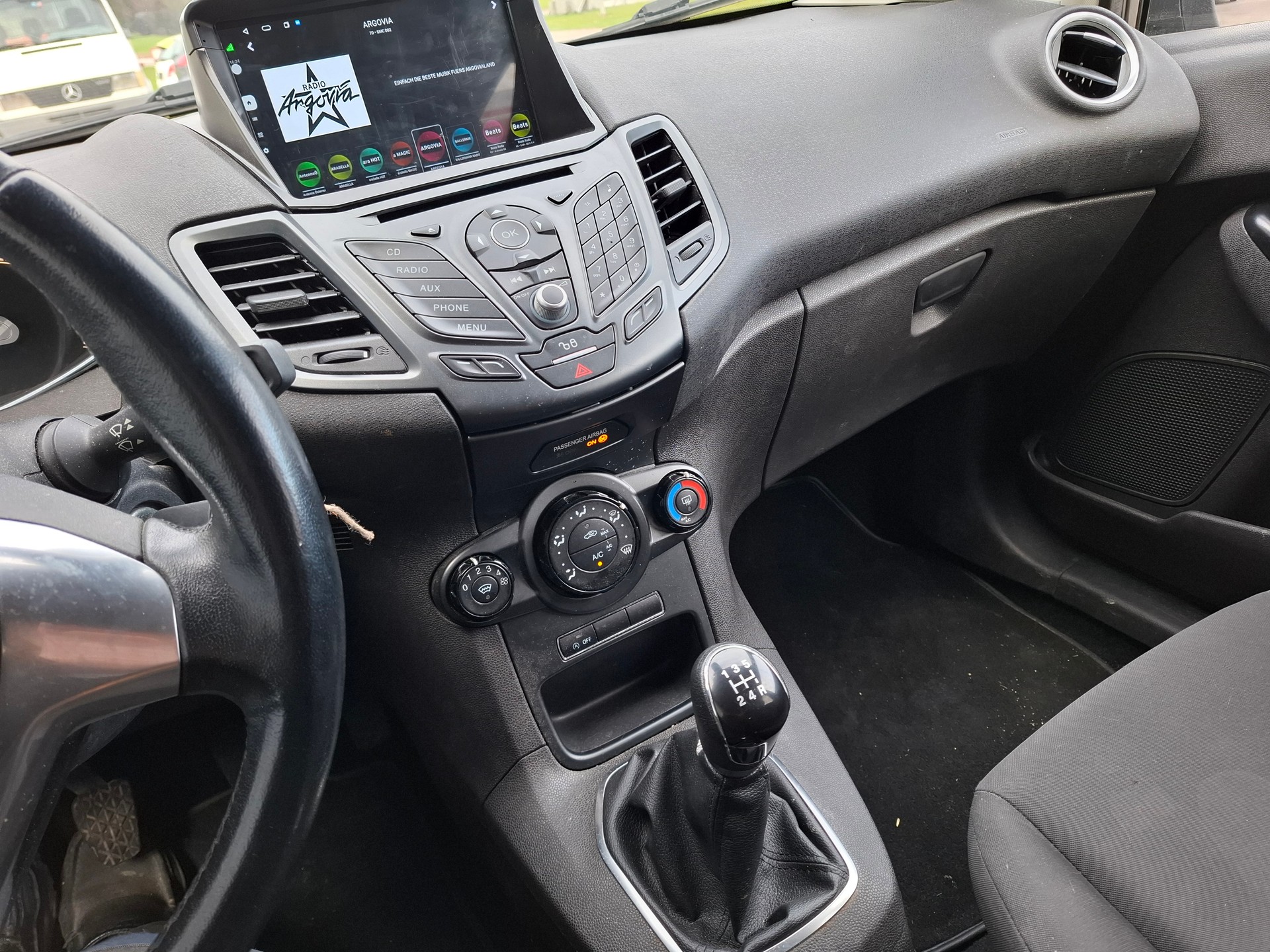 FORD Fiesta 1.0 SCTi Freetech-image-4