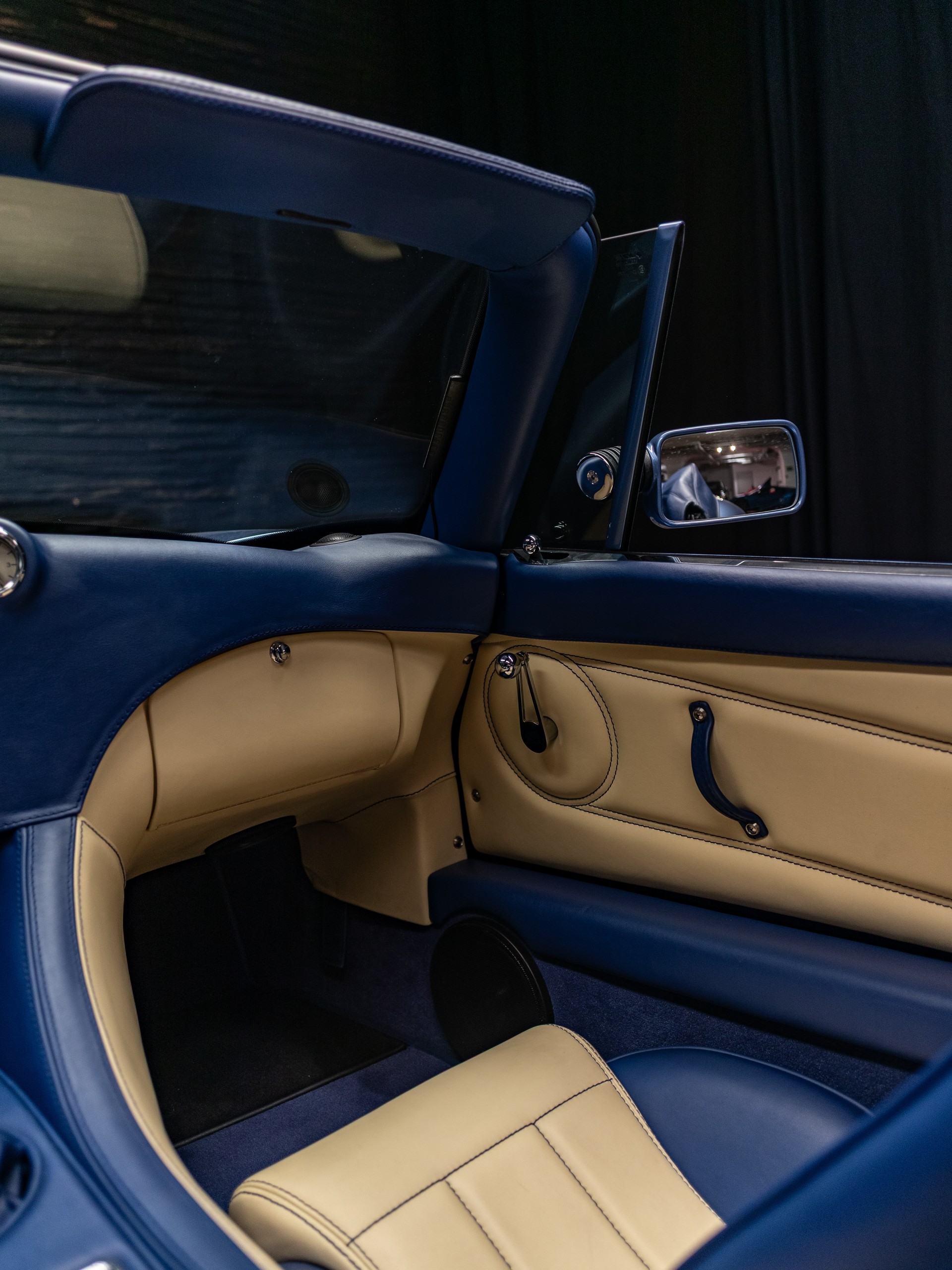 WIESMANN Roadster MF3-image-28