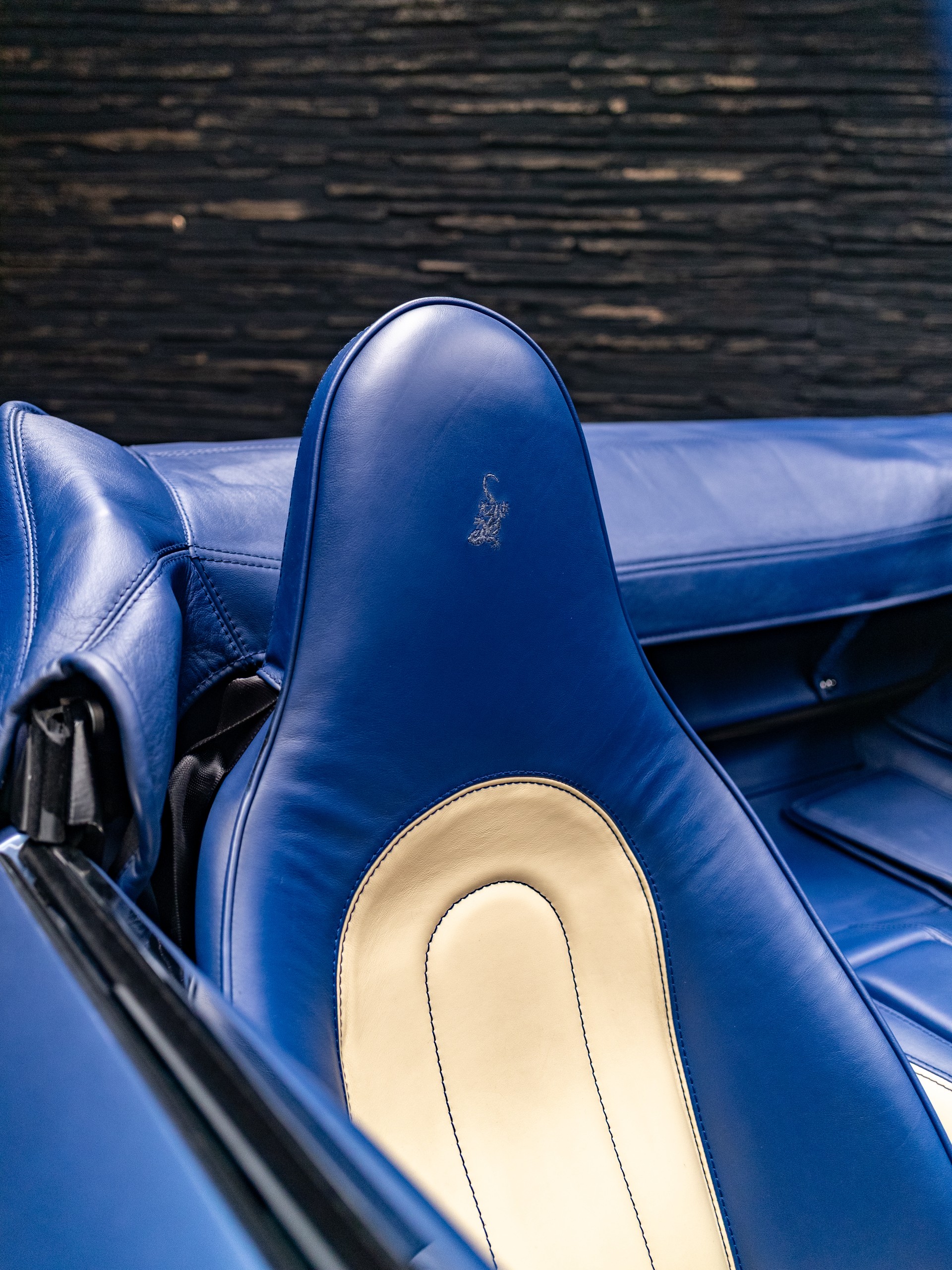 WIESMANN Roadster MF3-image-16