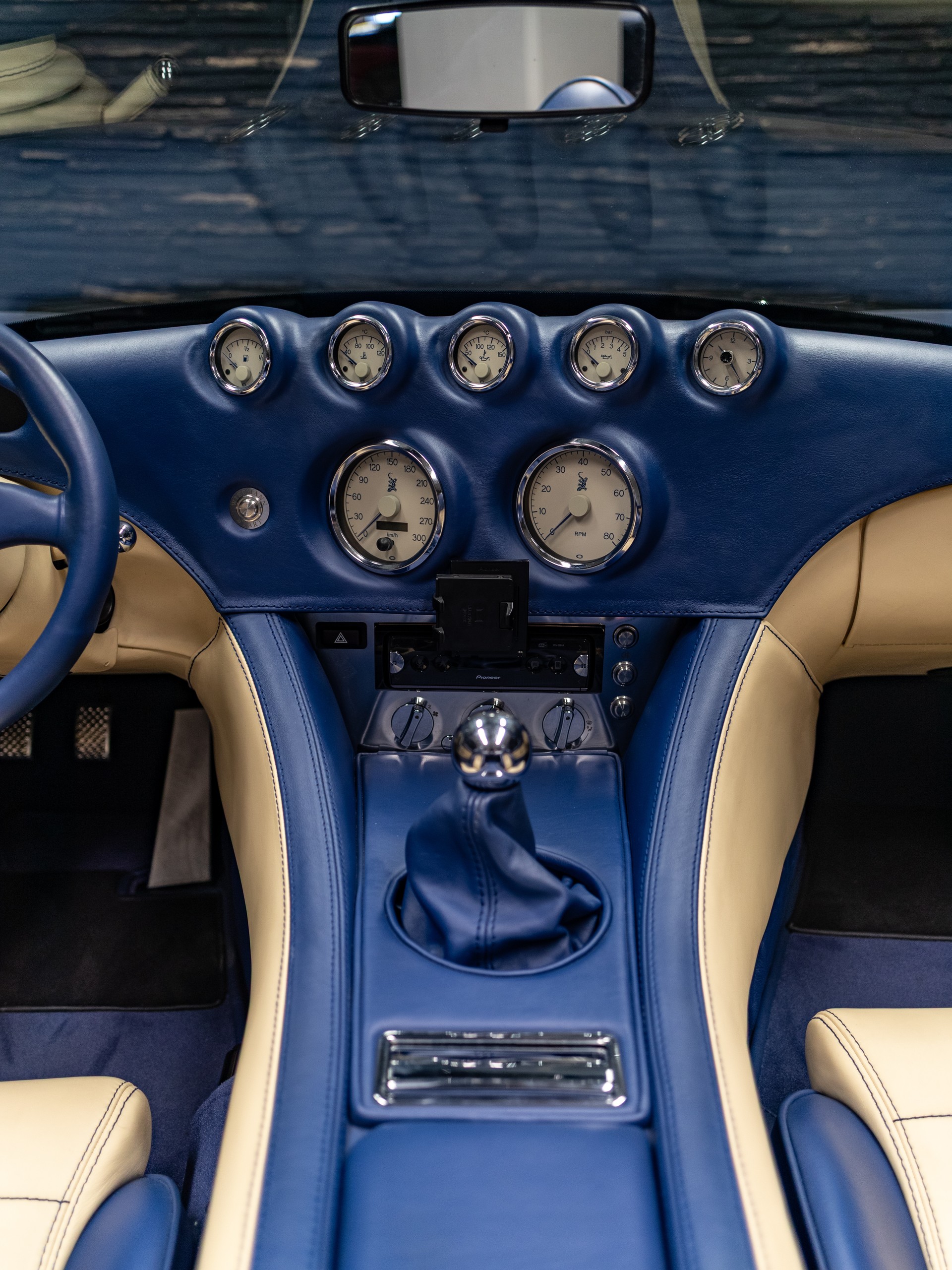 WIESMANN Roadster MF3-image-19