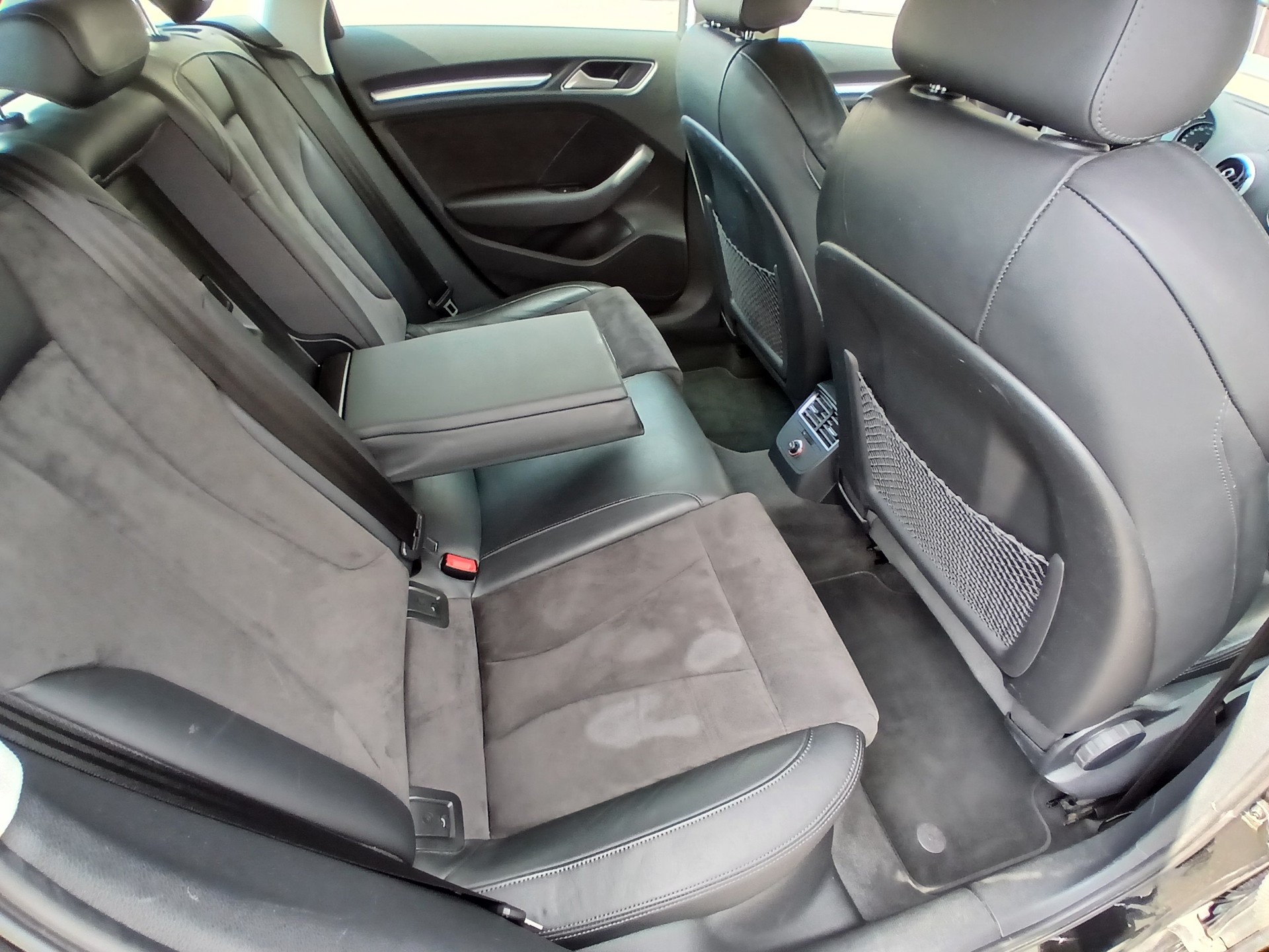 AUDI A3 Sportback 1.4 e-tron Ambition S-tronic-image-13