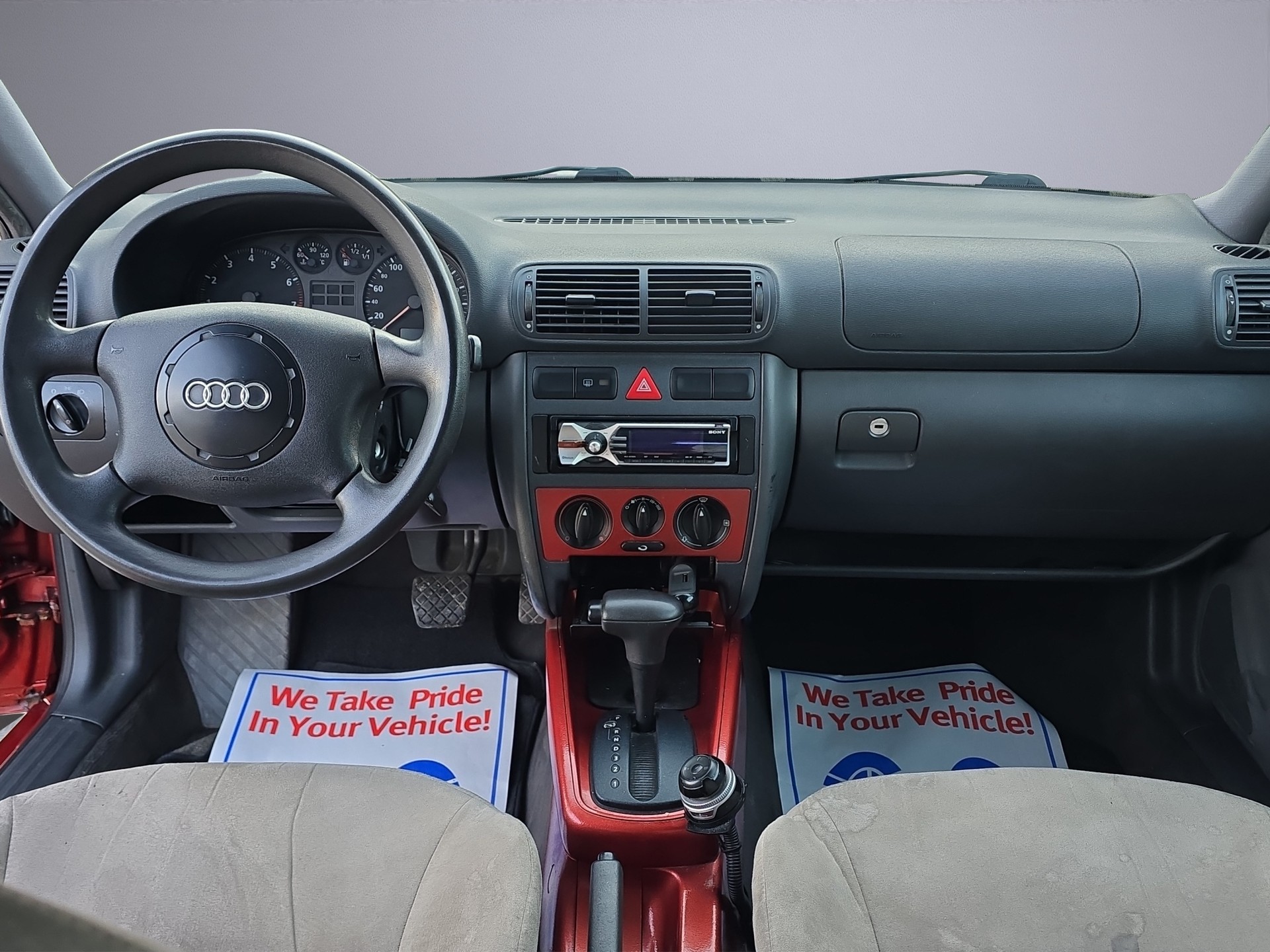 AUDI A3 1.6 Attraction-image-12