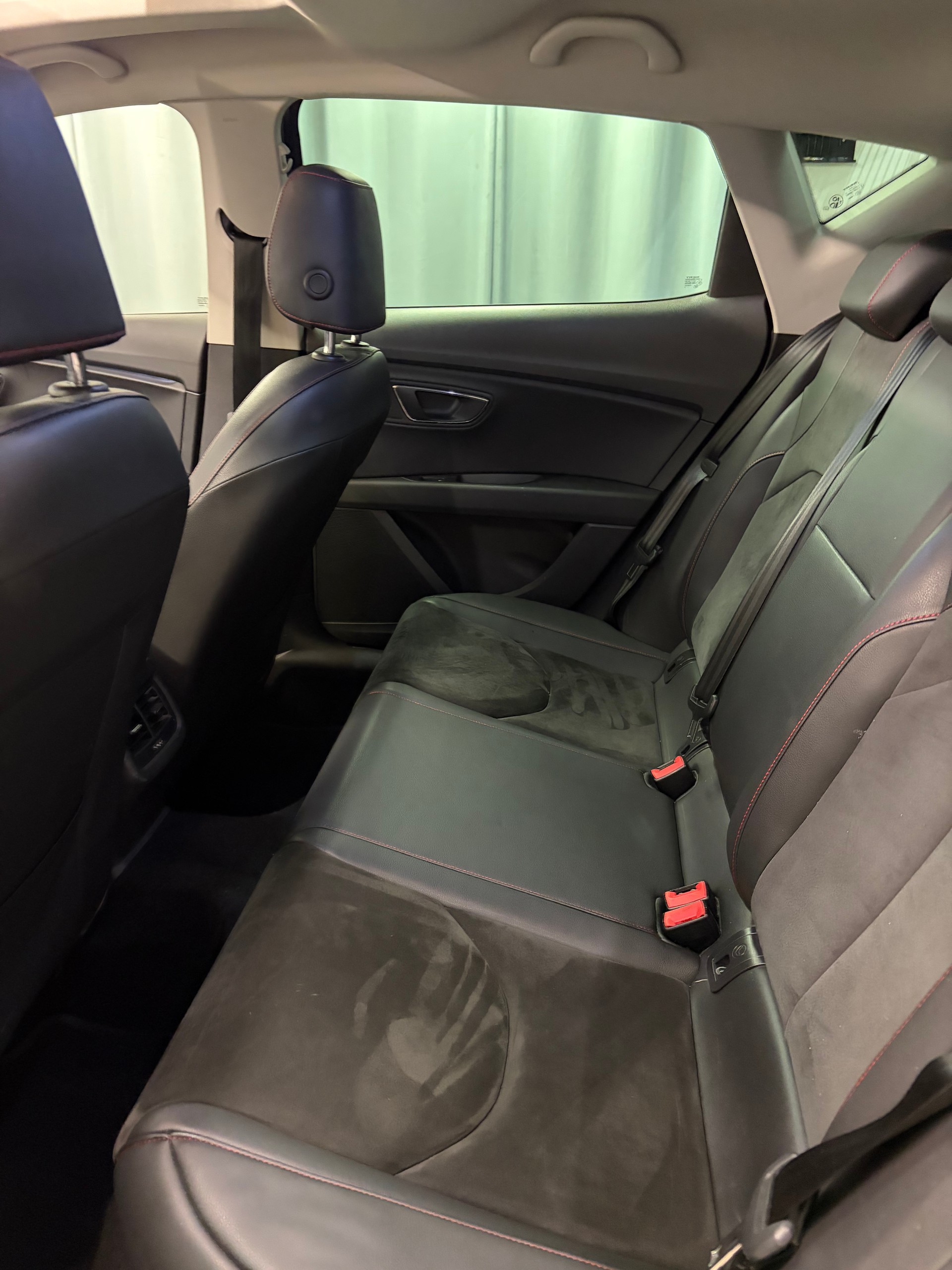 SEAT Leon 2.0 TDI FR Viva DSG-image-11