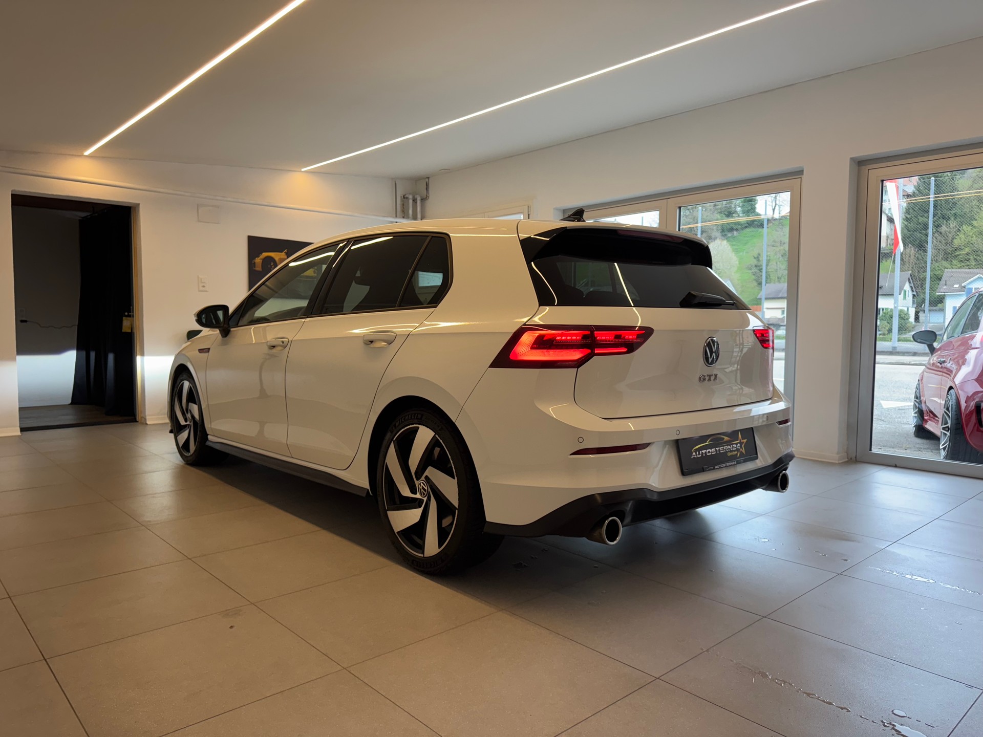 VW Golf 2.0 TSI GTI DSG-image-4