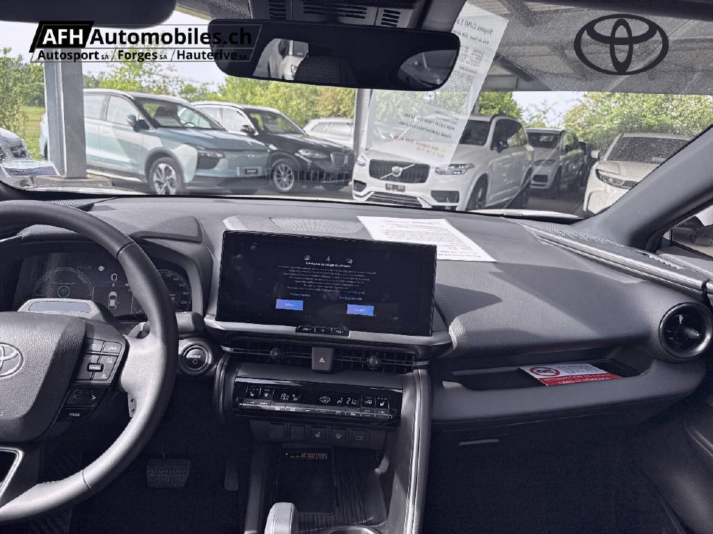 TOYOTA C-HR 2.0 HEV Swiss Edition 4x4-image-12