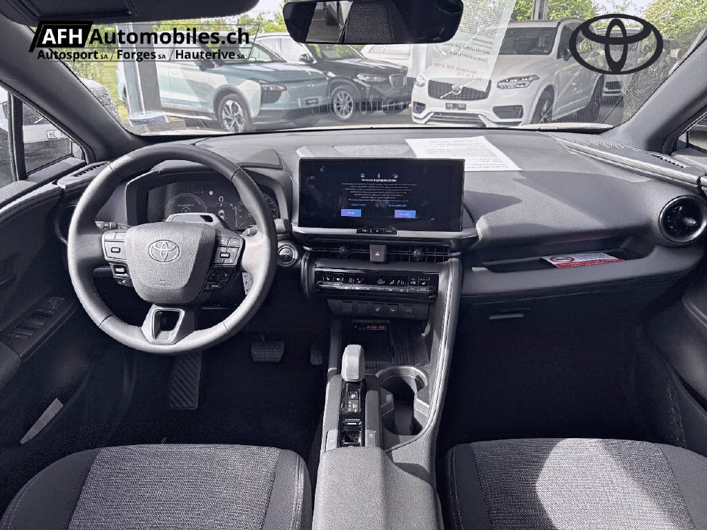TOYOTA C-HR 2.0 HEV Swiss Edition 4x4-image-17