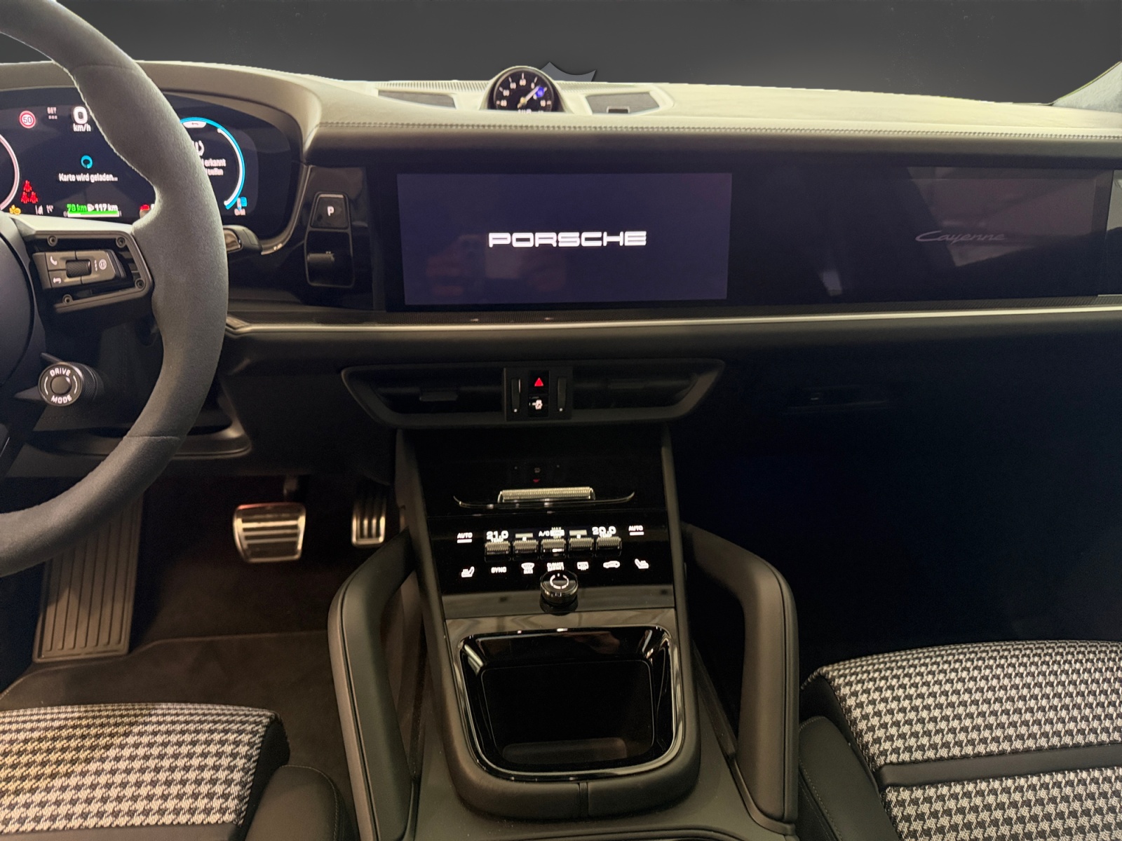 PORSCHE Cayenne S Coupé E-Hybrid Black Edition Tiptronic-image-12