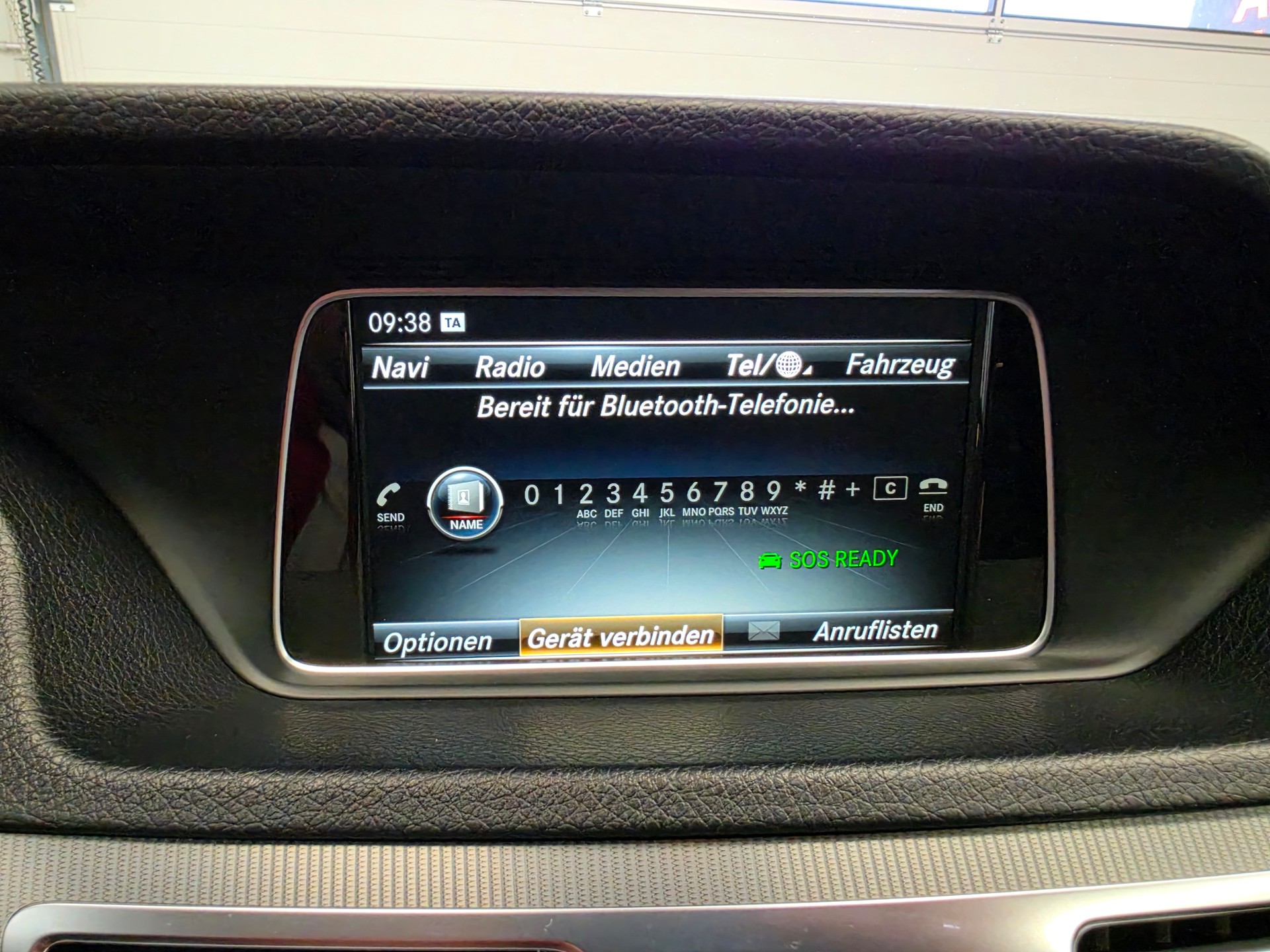 MERCEDES-BENZ E 220 BlueTEC Avantgarde Sport-Paket 4Matic 7G-Tronic-image-9