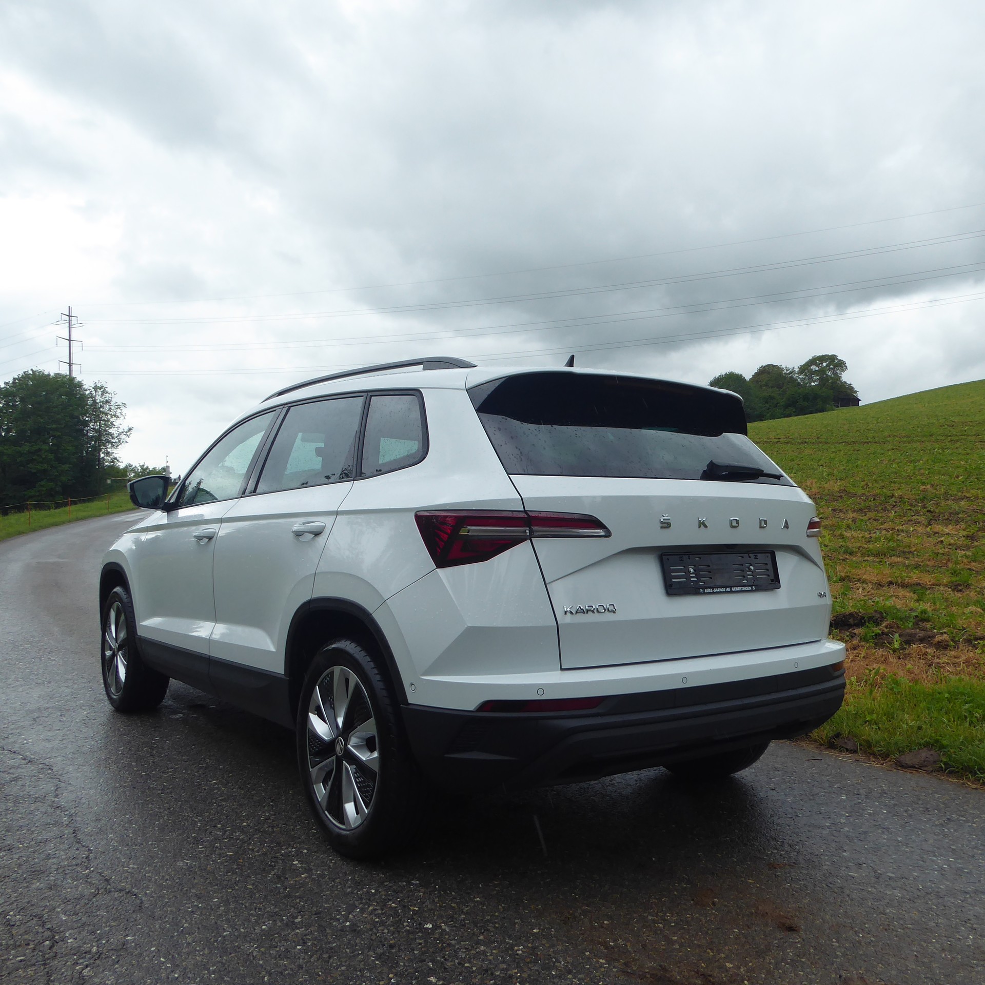 SKODA Karoq 2.0 TDI CR Style 4x4 DSG-image-2