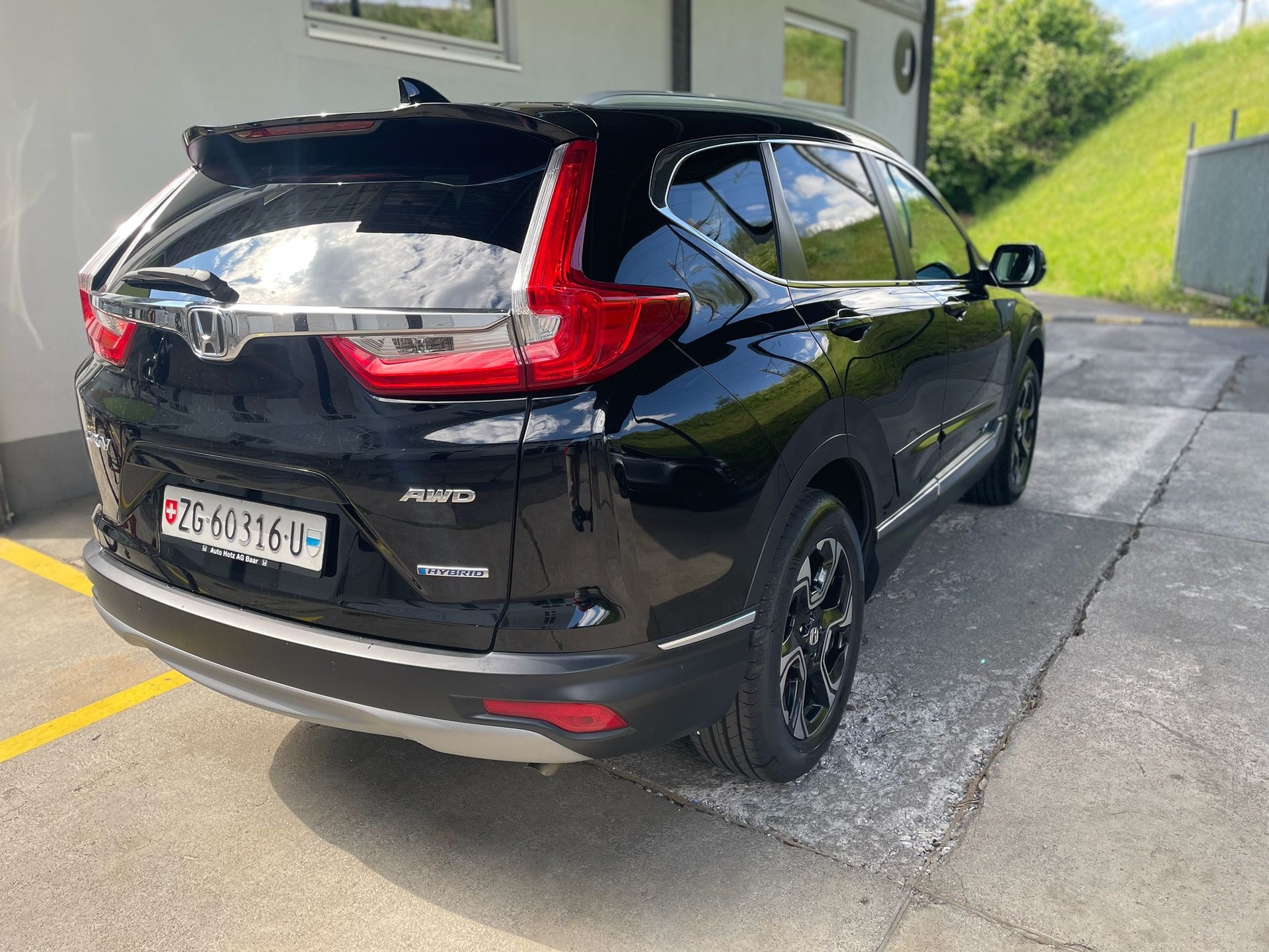 HONDA CR-V 2.0i MMD Hybrid Executive 4WD Automatic-image-6