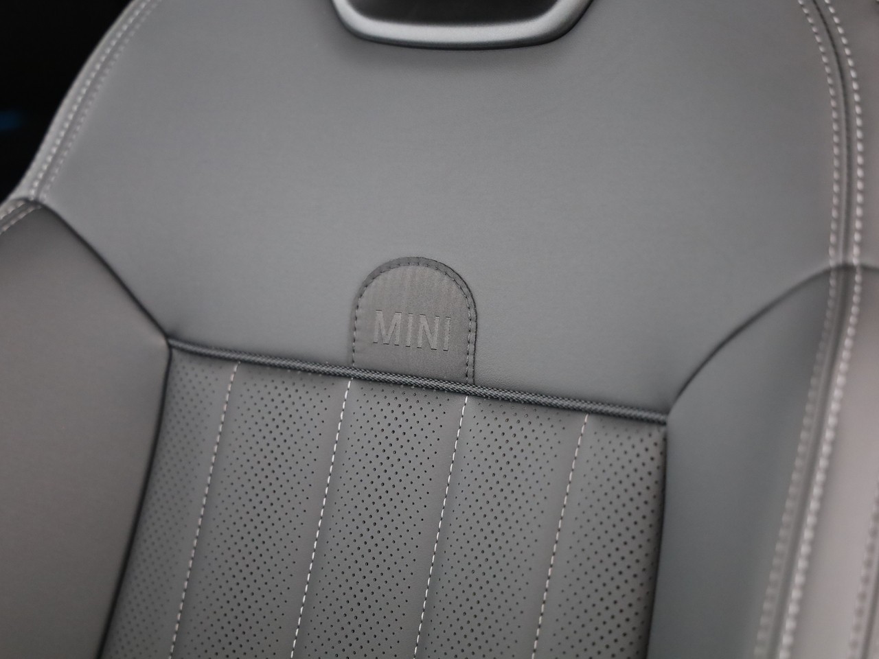MINI Countryman SE ALL 4-image-14