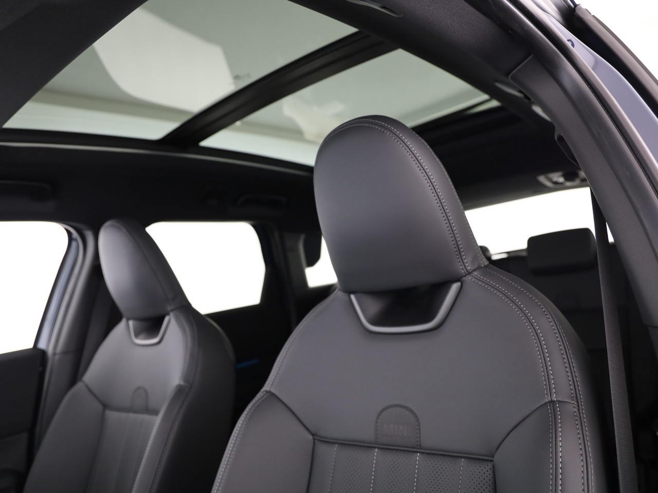 MINI Countryman SE ALL 4-image-13