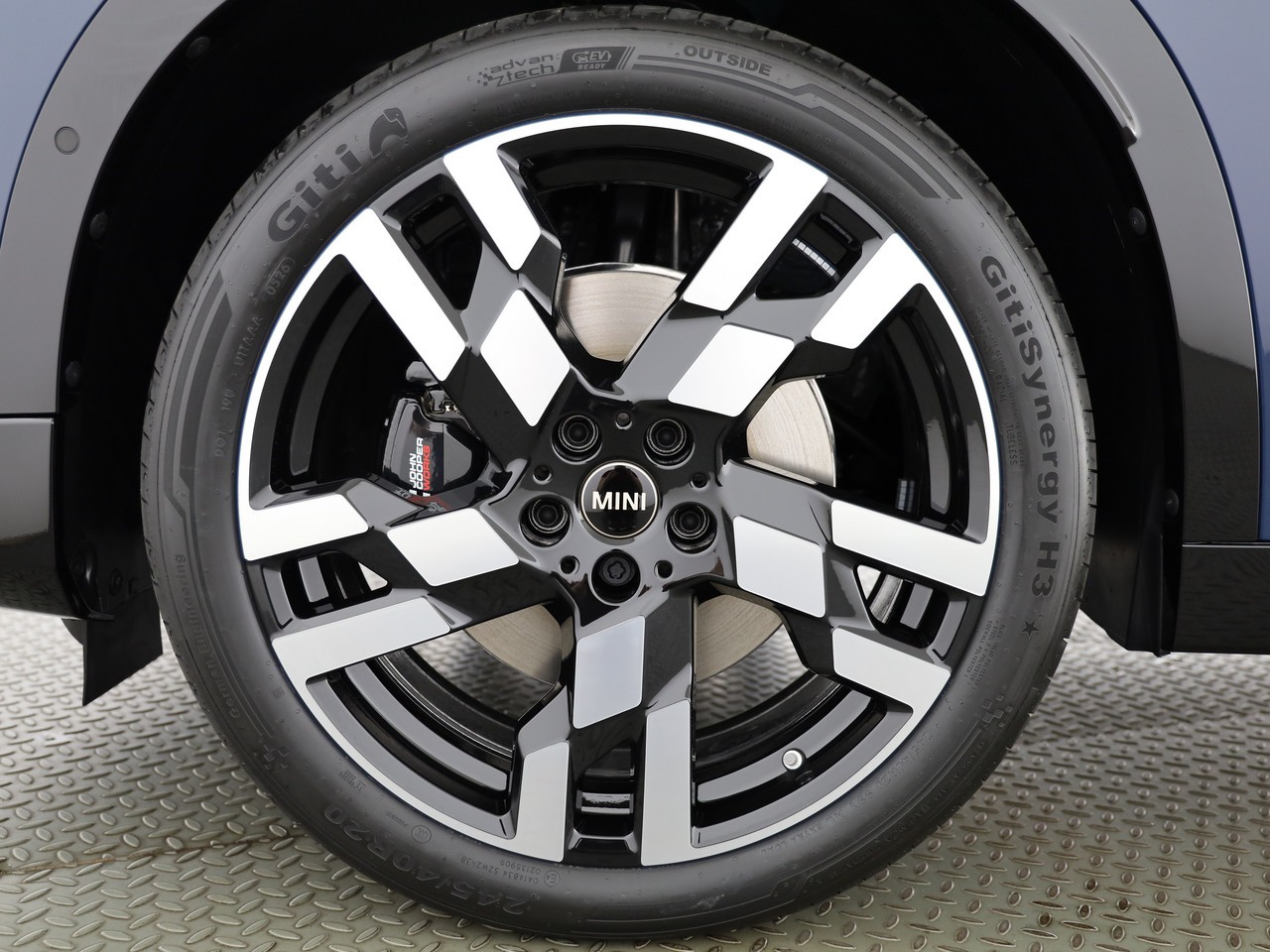 MINI Countryman SE ALL 4-image-24