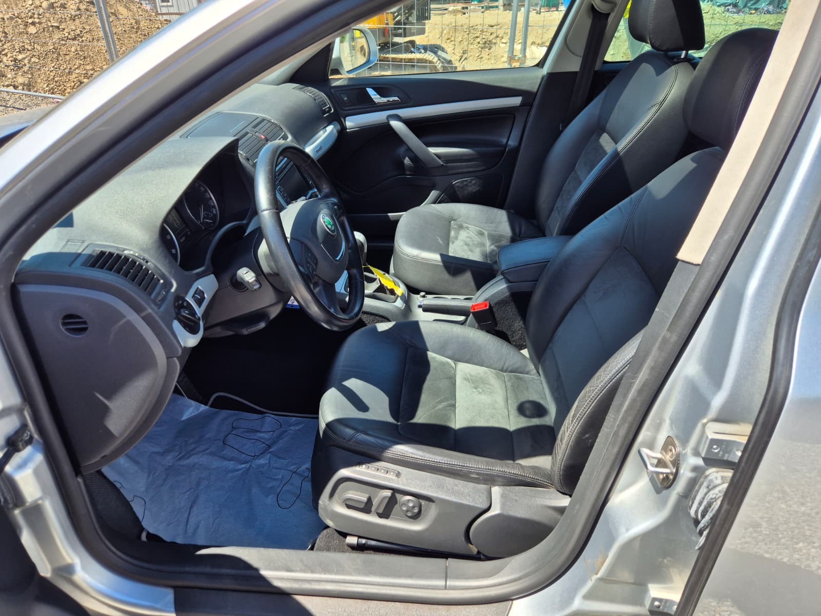 SKODA Octavia Scout 1.8 FSI 4x4-image-9