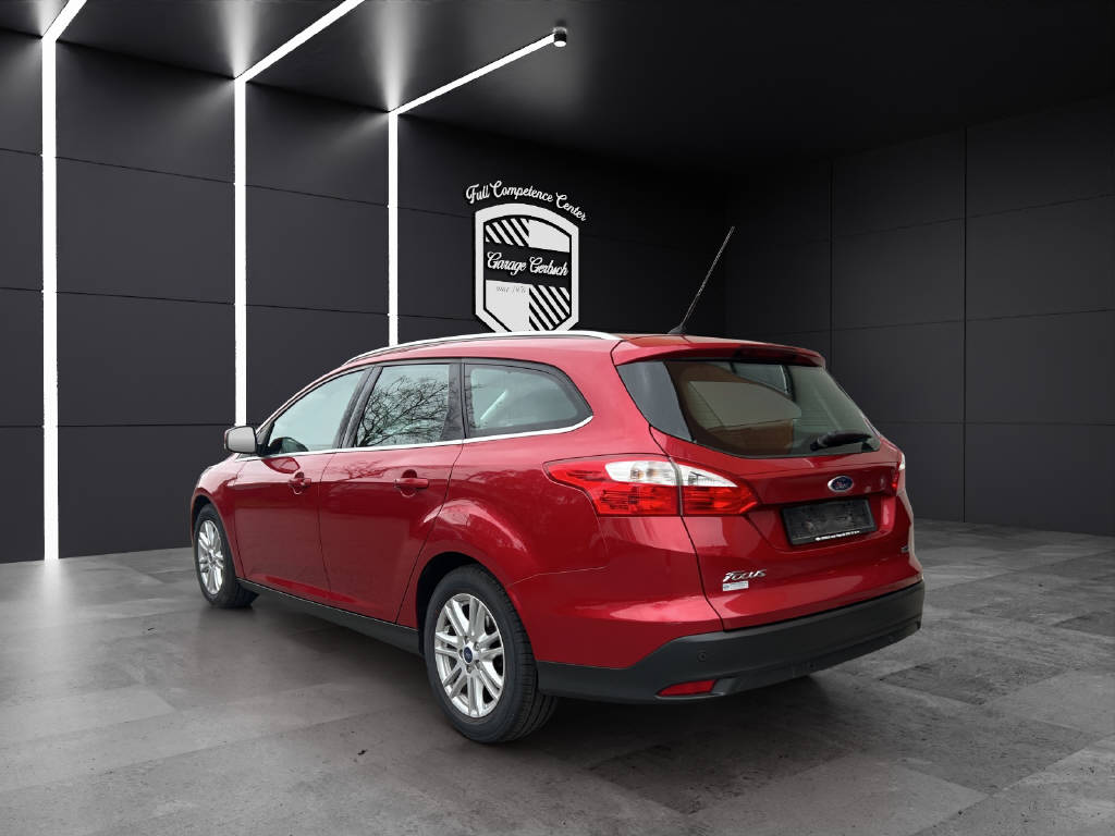 FORD Focus Station Wagon 1.0i EcoB 125 Titanium-showroom-element-2