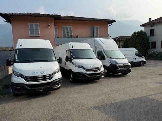FORD Grand Tourneo Connect 1.5 EcoBlue Trend-image-14