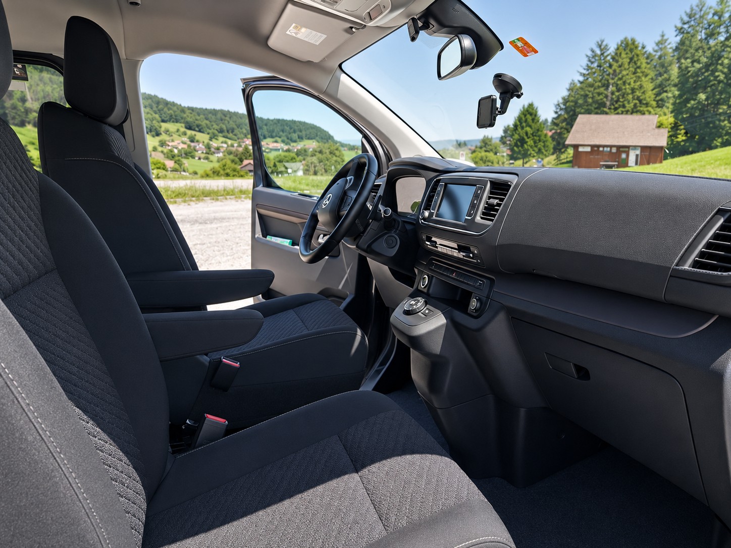 TOYOTA Crosscamp Flex 177 PS-image-6