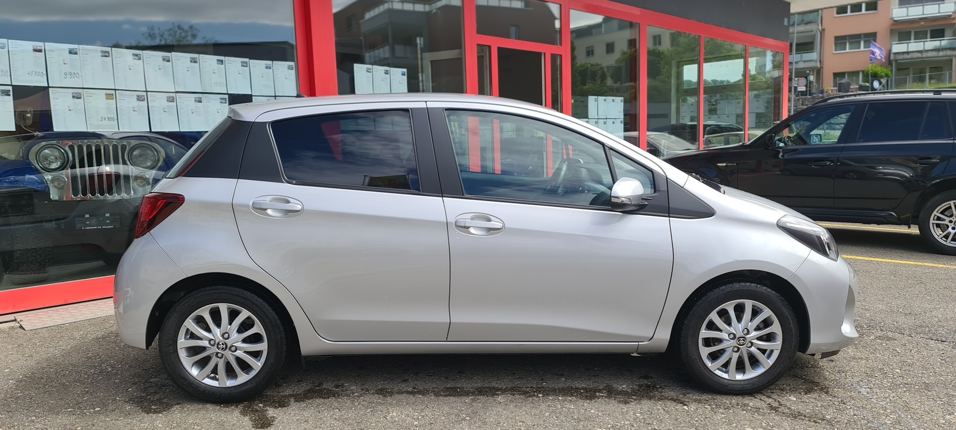 TOYOTA Yaris 1.33 Sol Premium Multidrive S-showroom-element-1