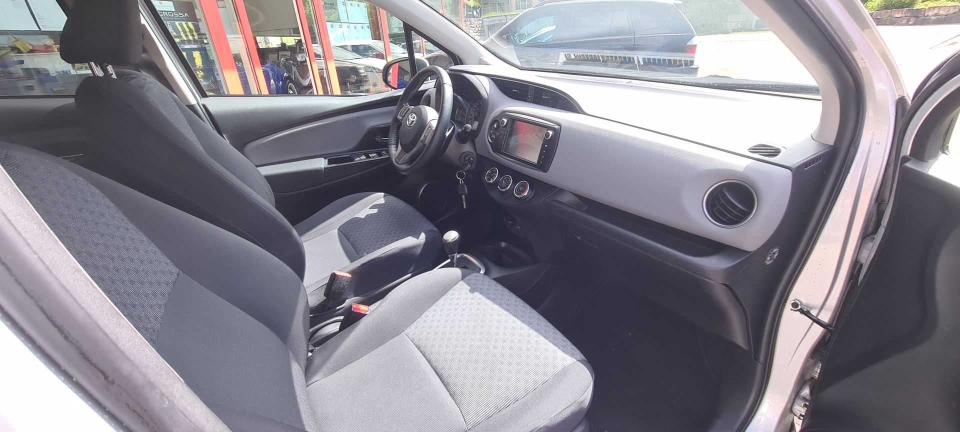 TOYOTA Yaris 1.33 Sol Premium Multidrive S-image-20