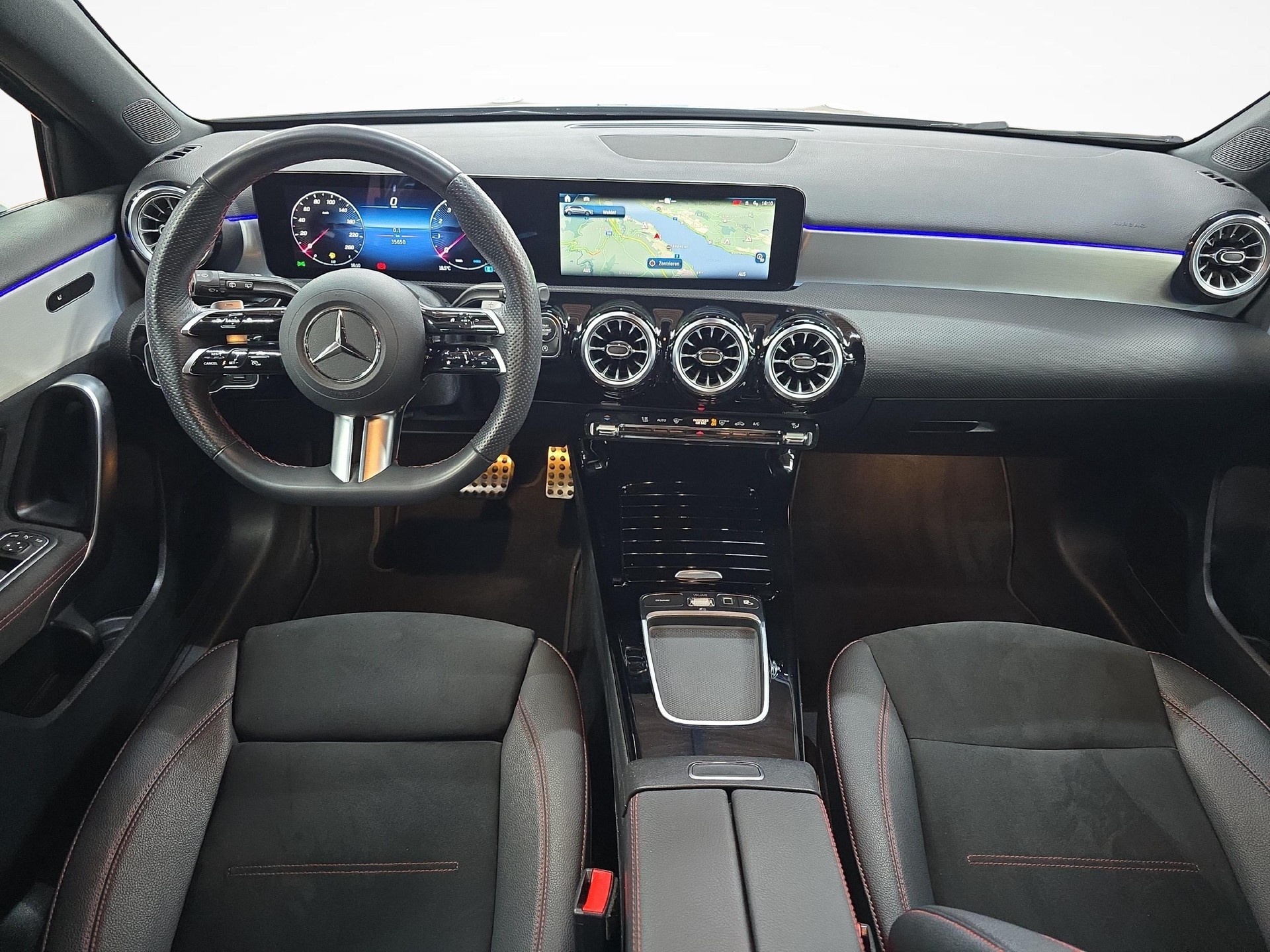 MERCEDES-BENZ A 180 Night Star AMG Line-image-5