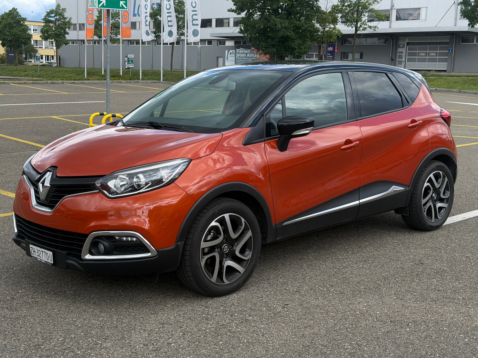 RENAULT Captur 1.2 T 16V Privilège EDC