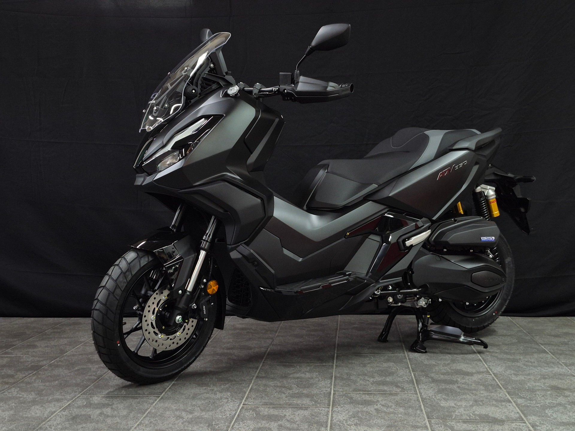 HONDA ADV 350-image-14