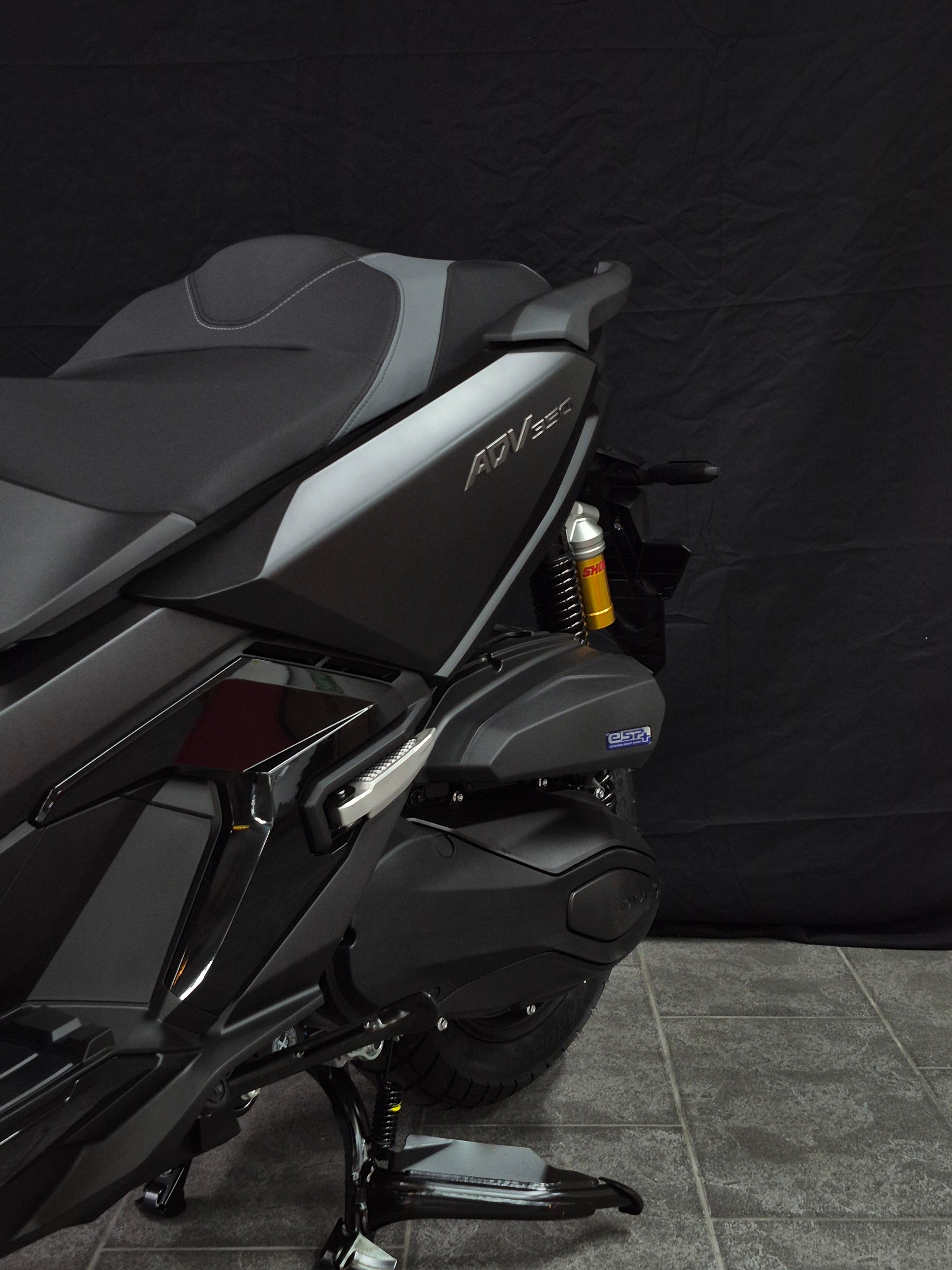 HONDA ADV 350-image-13