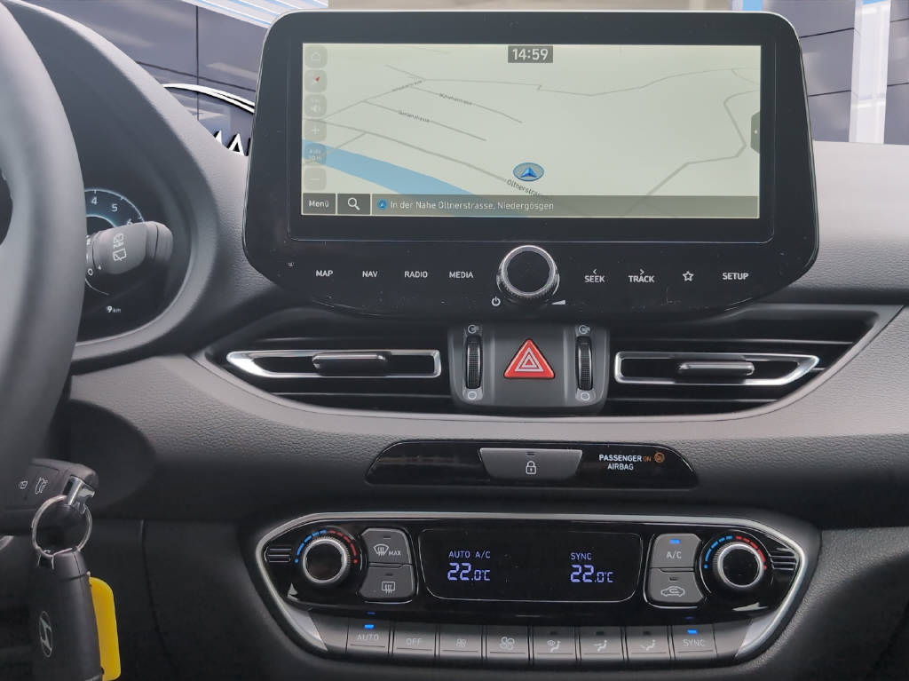HYUNDAI i30 Wagon 1.5 T-GDi Amplia-image-14