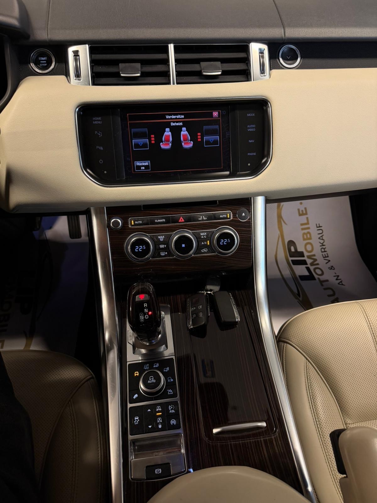 LAND ROVER Range Rover Sport 3.0 SDV6 SE Automatic-image-12