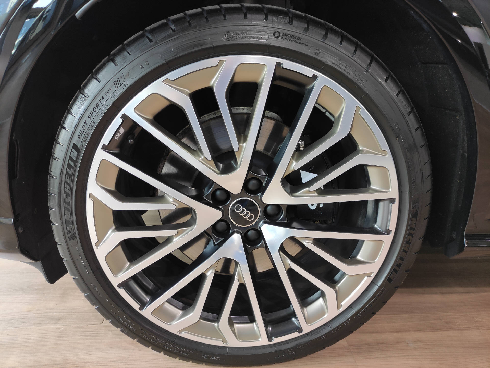 AUDI SQ5 Sportback 3.0 V6 TFSI quattro S-Tronic-showroom-element-2
