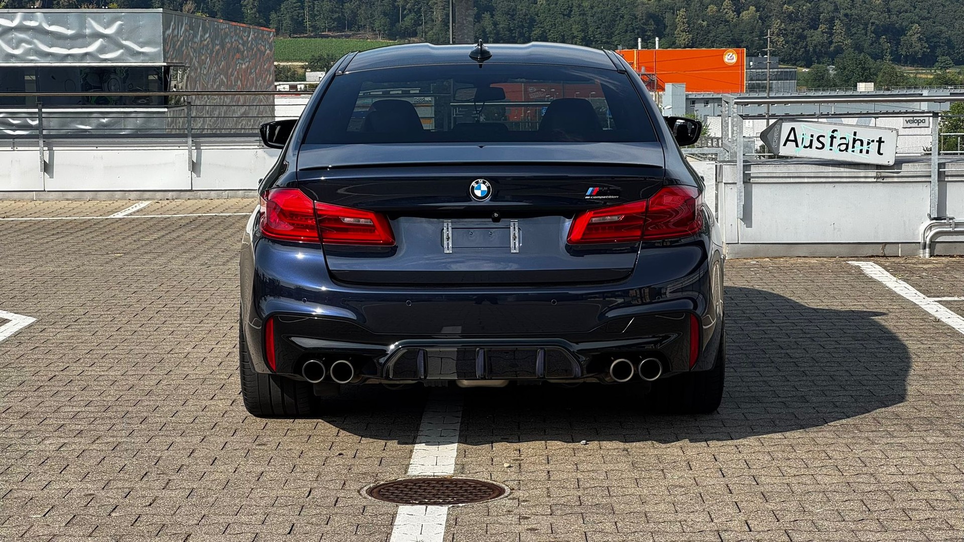 BMW Competition xDrive-image-5