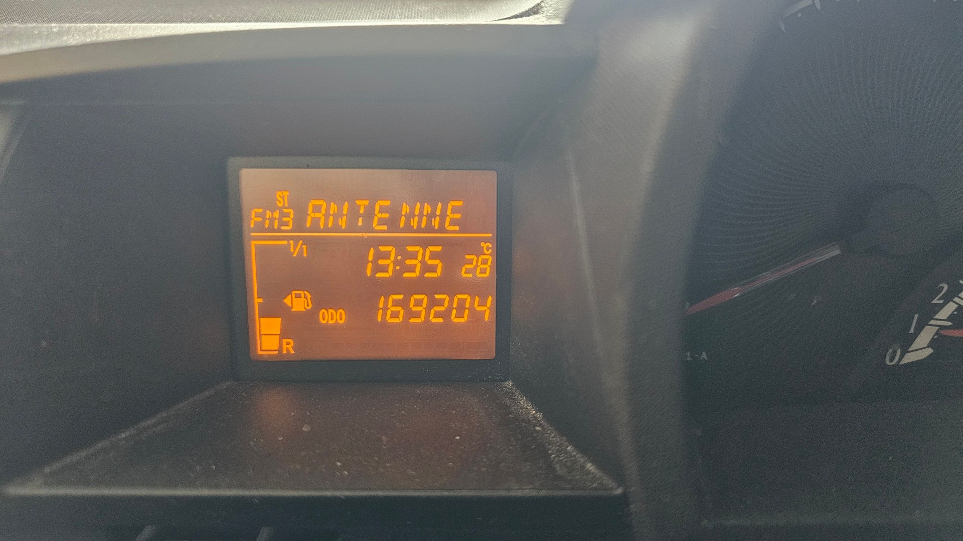 TOYOTA iQ 1.0 VVT-i Luna-image-8