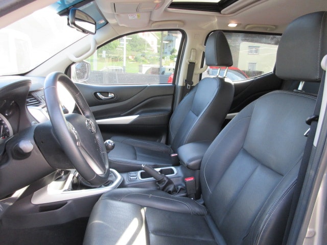 NISSAN Navara 2.3 dCi Double Cab Tekna-image-6