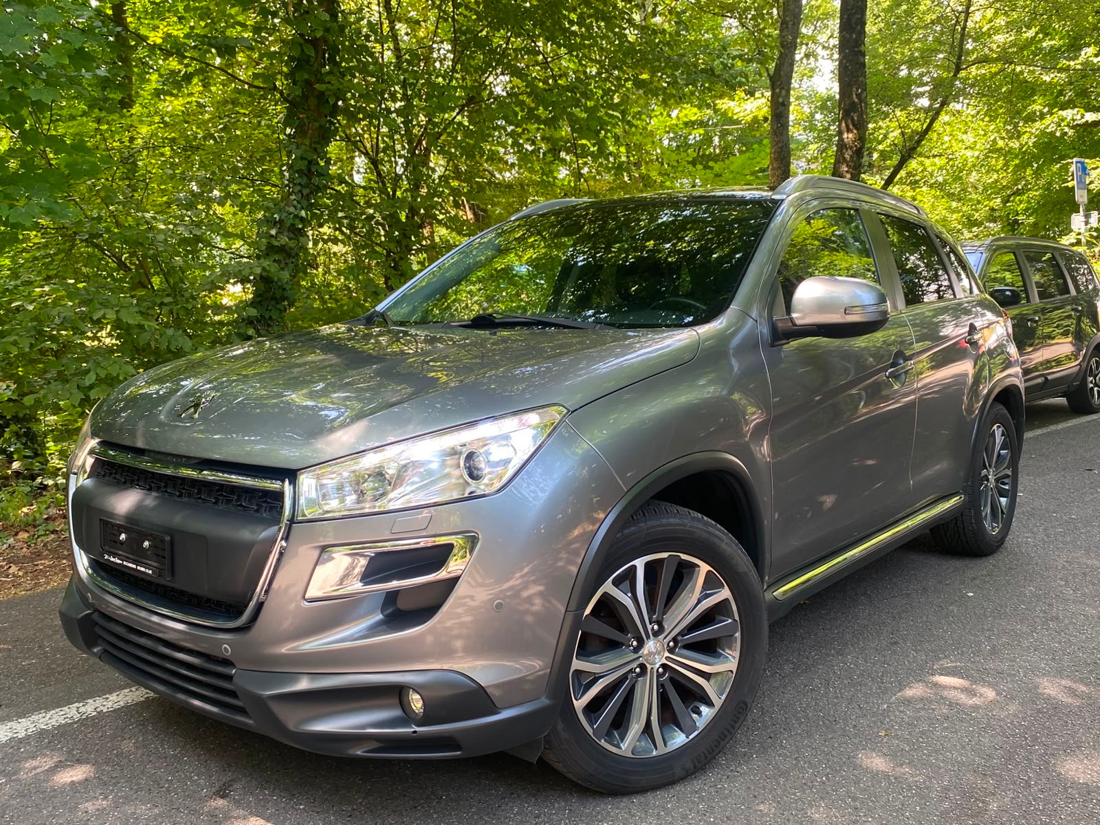 PEUGEOT 4008 1.8 HDi Allure 4WD