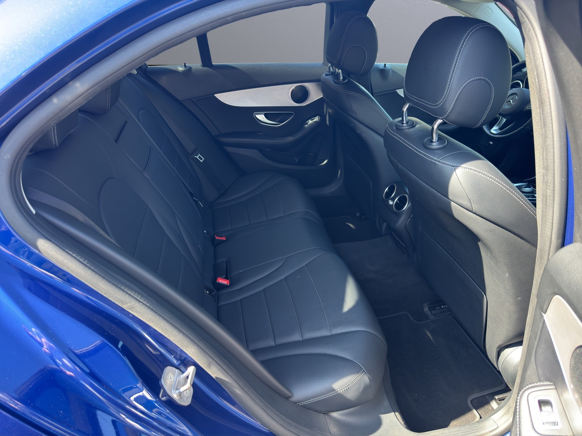 MERCEDES-BENZ C 180 Avantgarde 9G-Tronic-image-15