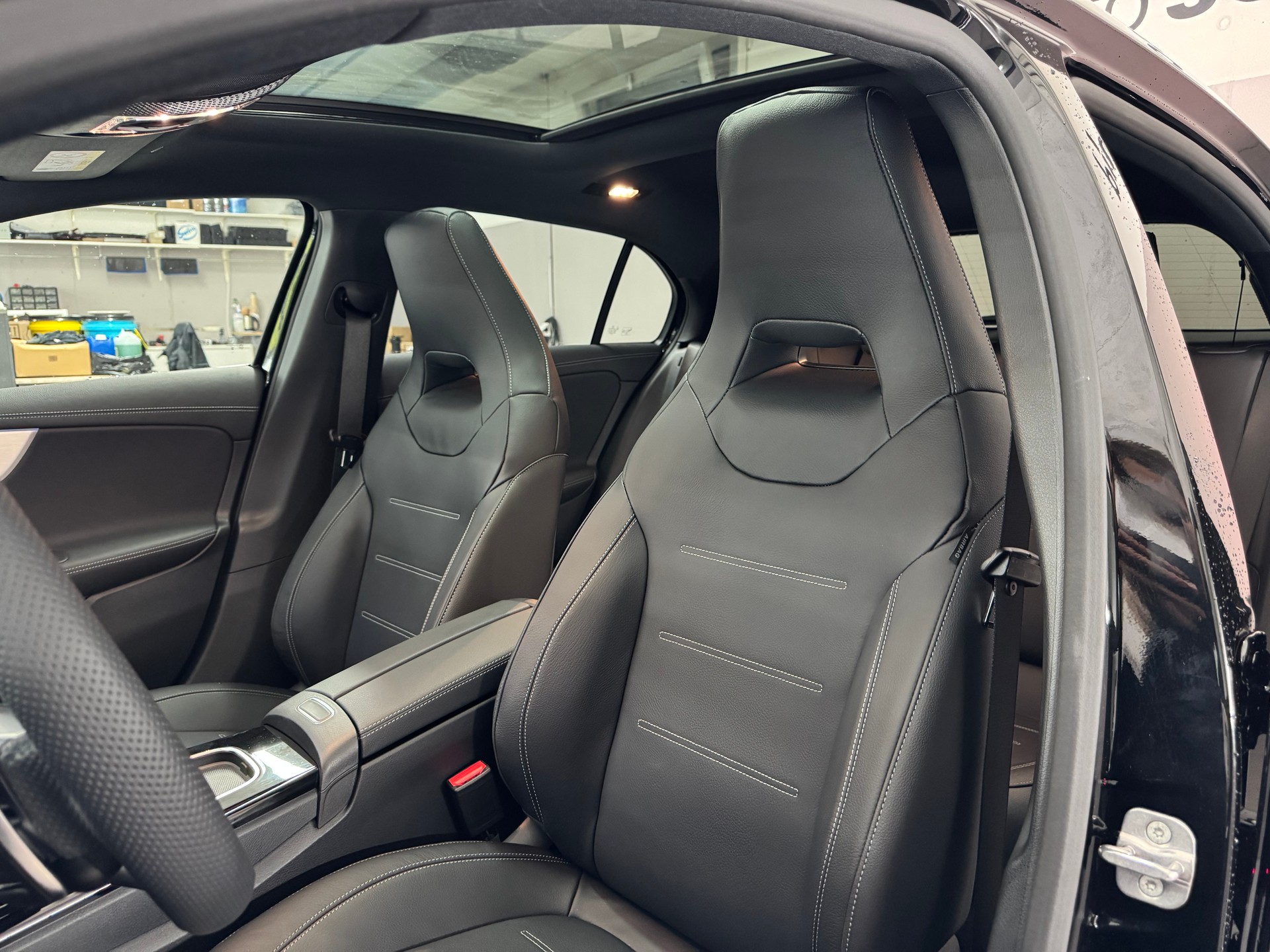 MERCEDES-BENZ A AMG 35 4Matic 8G-DCT-image-11