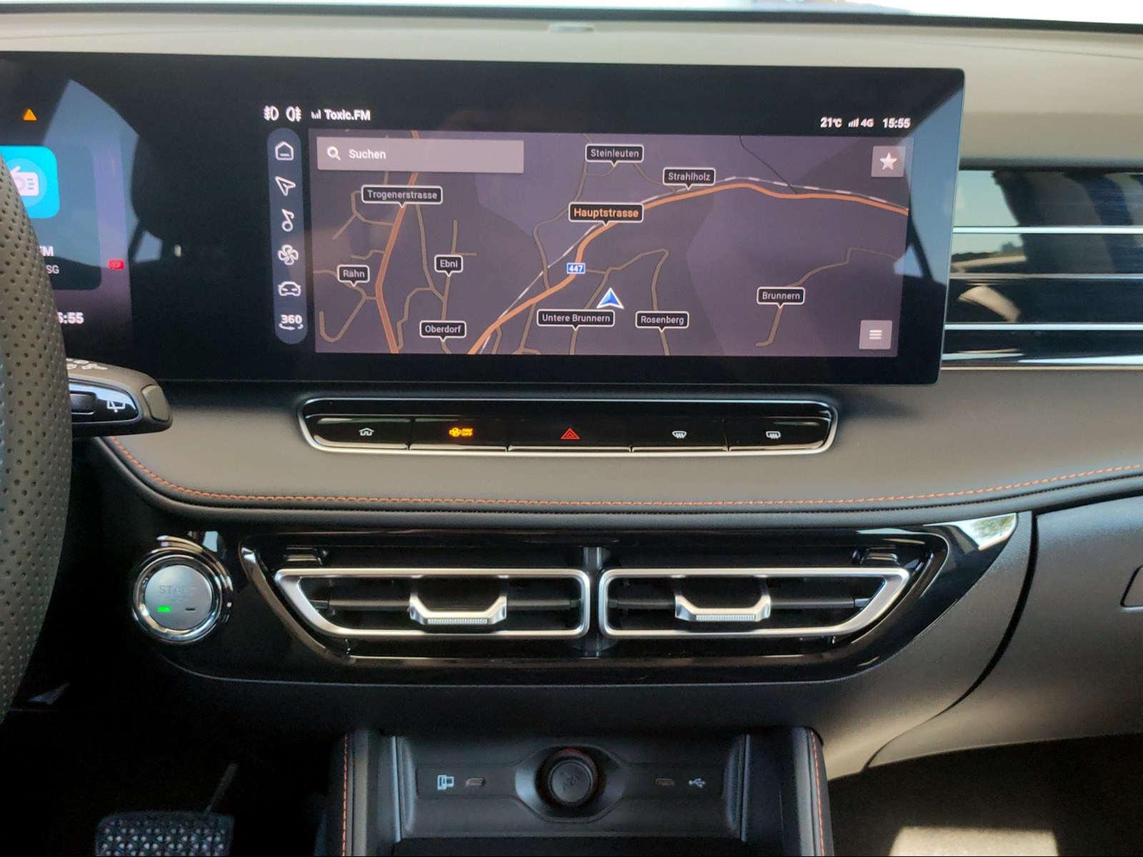 MG HS 1.5 Hybrid Luxury-image-11
