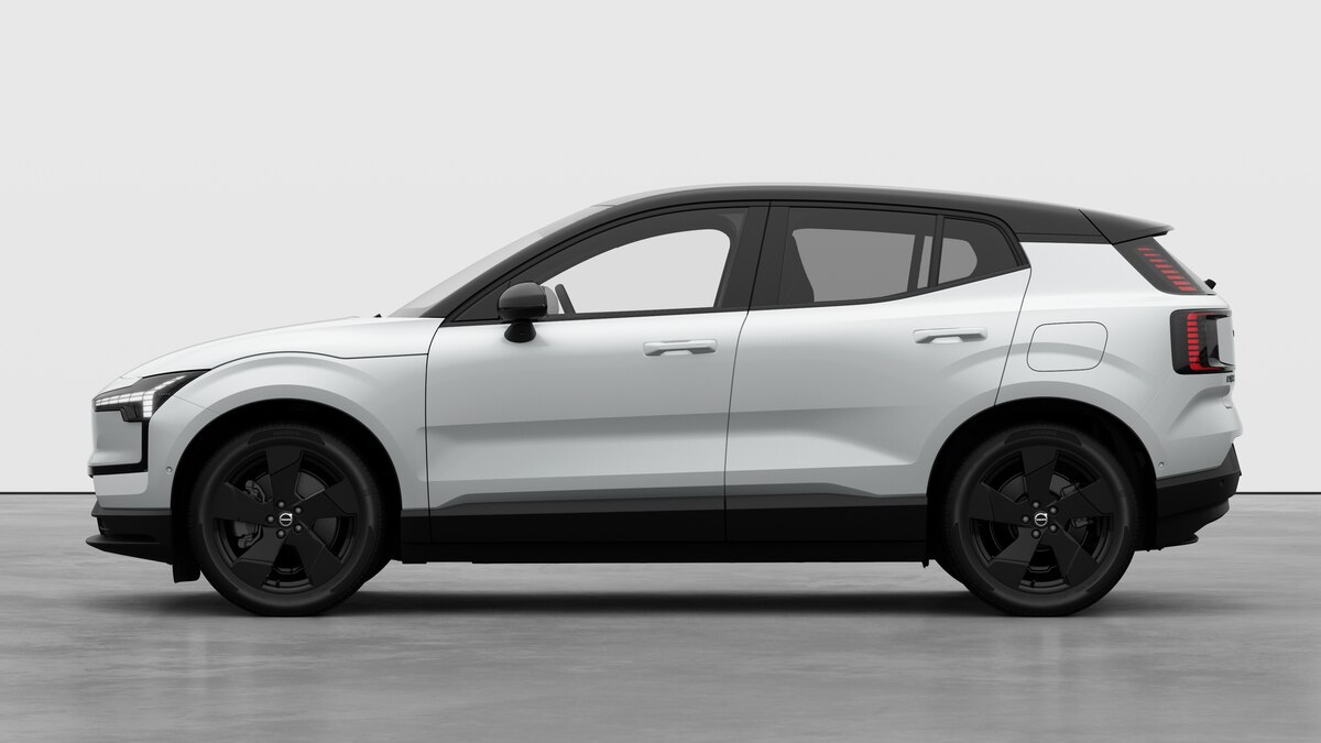 VOLVO EX30 E60 Twin Ultra Performance Sw. Black Ed. AWD-showroom-element-2